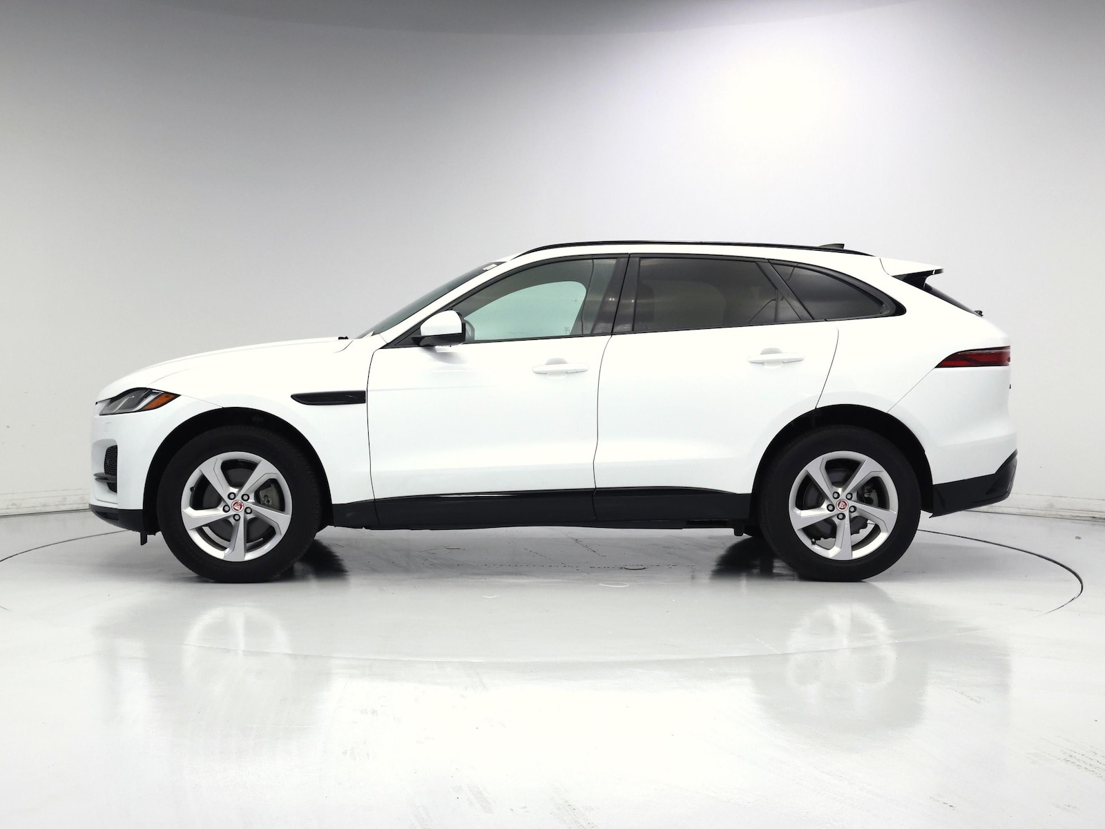 2023 Jaguar F-Pace S - Photo 4