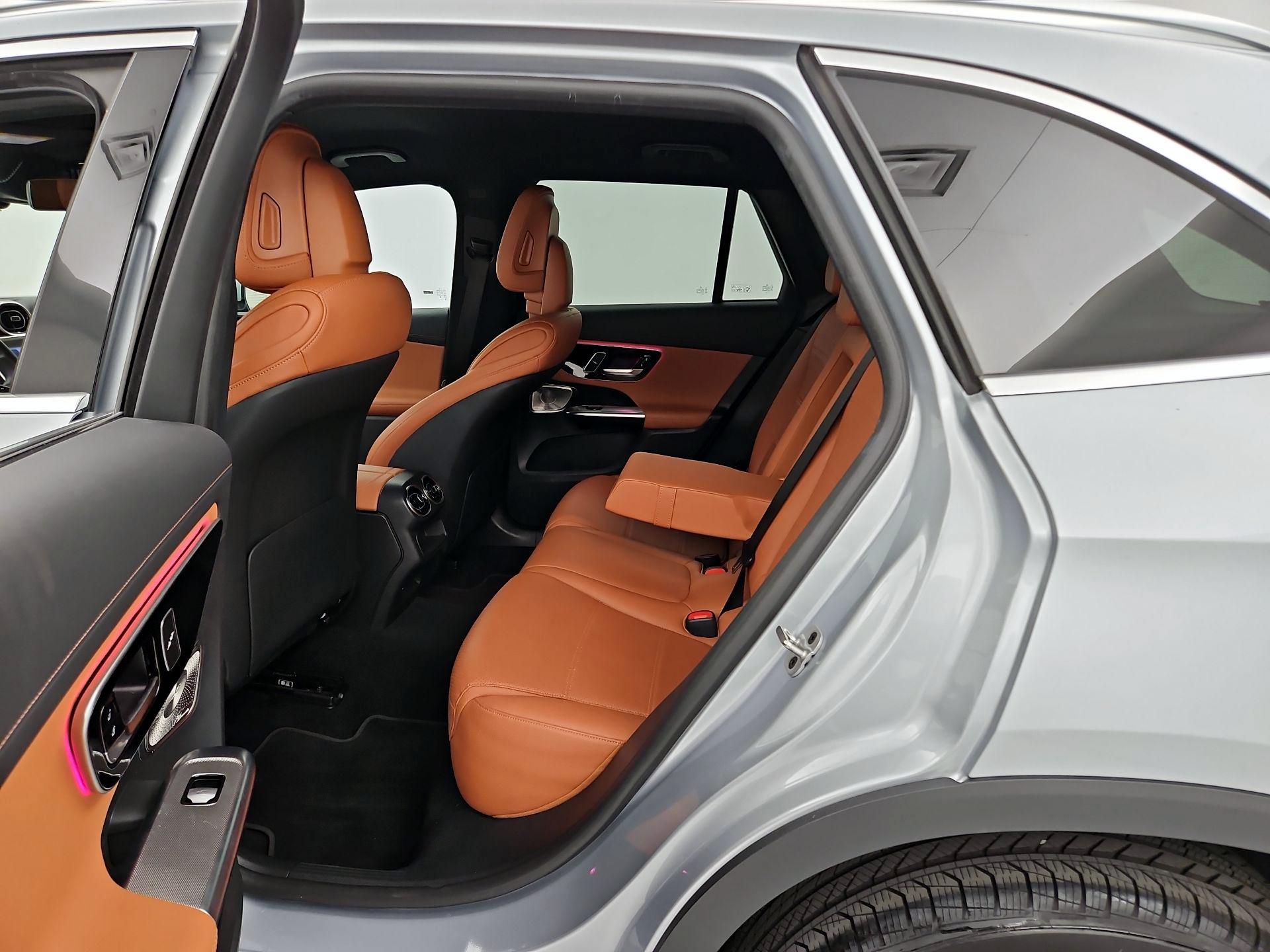 Thumbnail: 2024 Mercedes-Benz GLC - 16