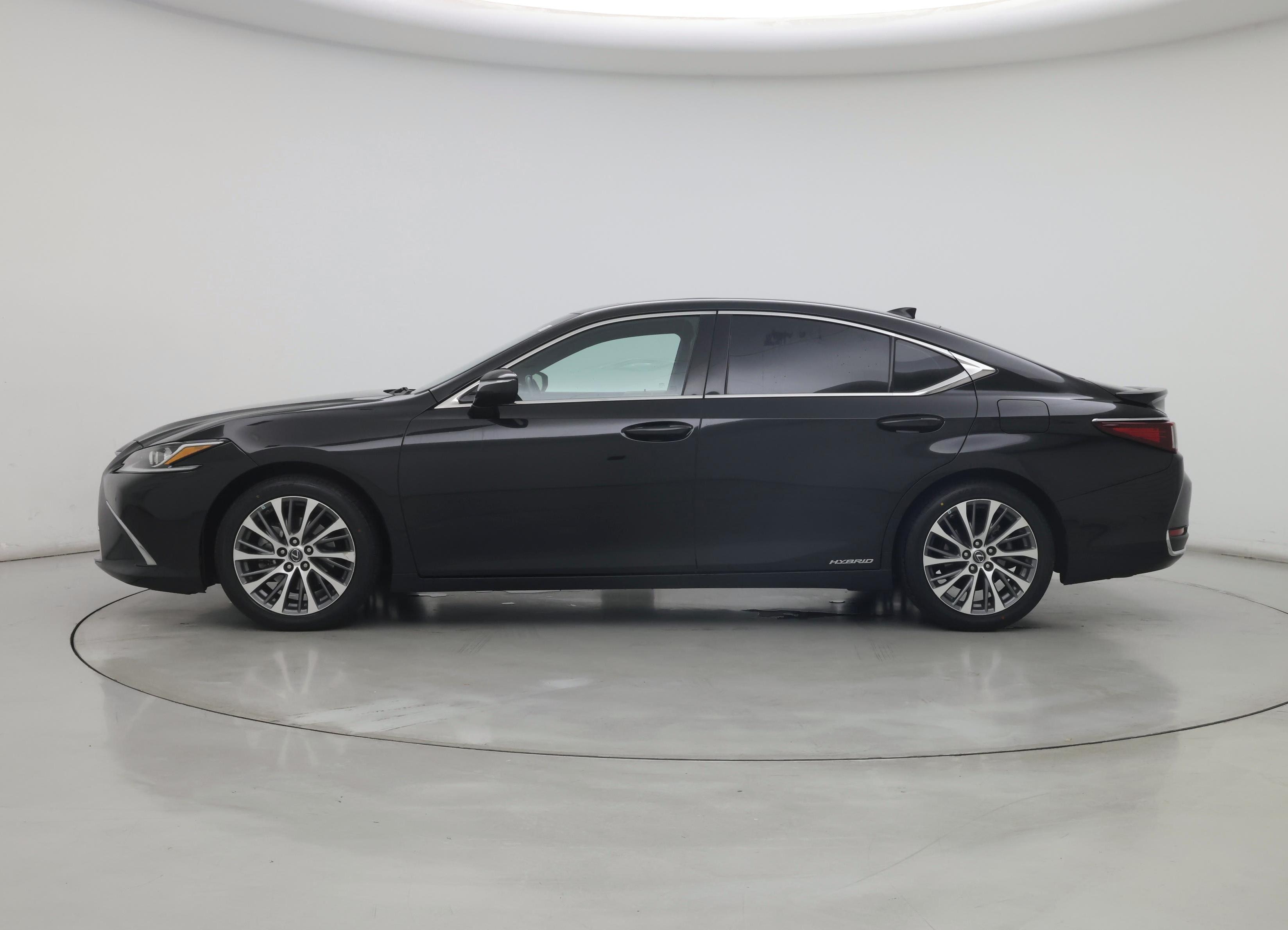 Thumbnail: 2021 Lexus ES - 3