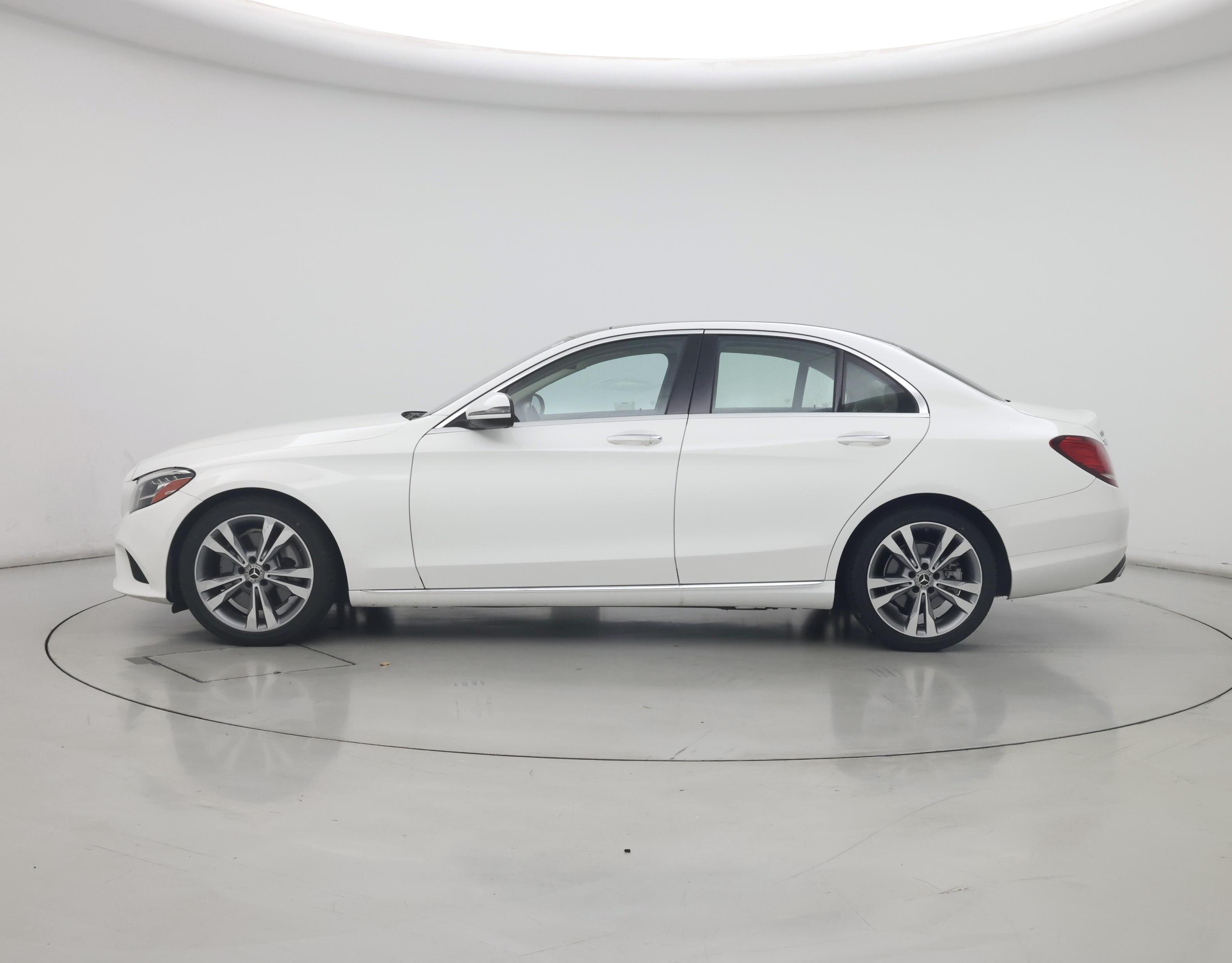 Thumbnail: 2019 Mercedes-Benz C-Class - 3