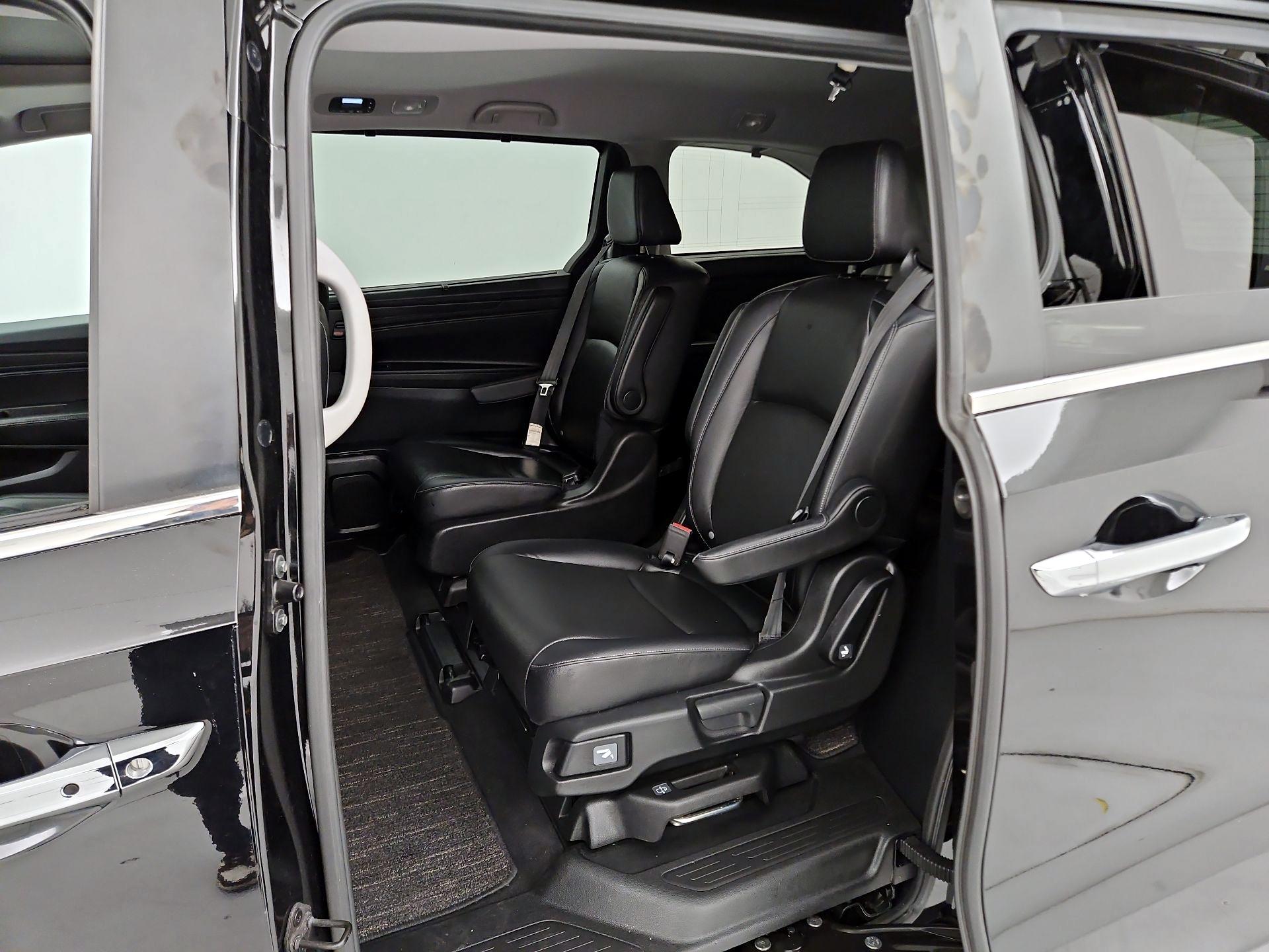 Thumbnail: 2023 Honda Odyssey - 16