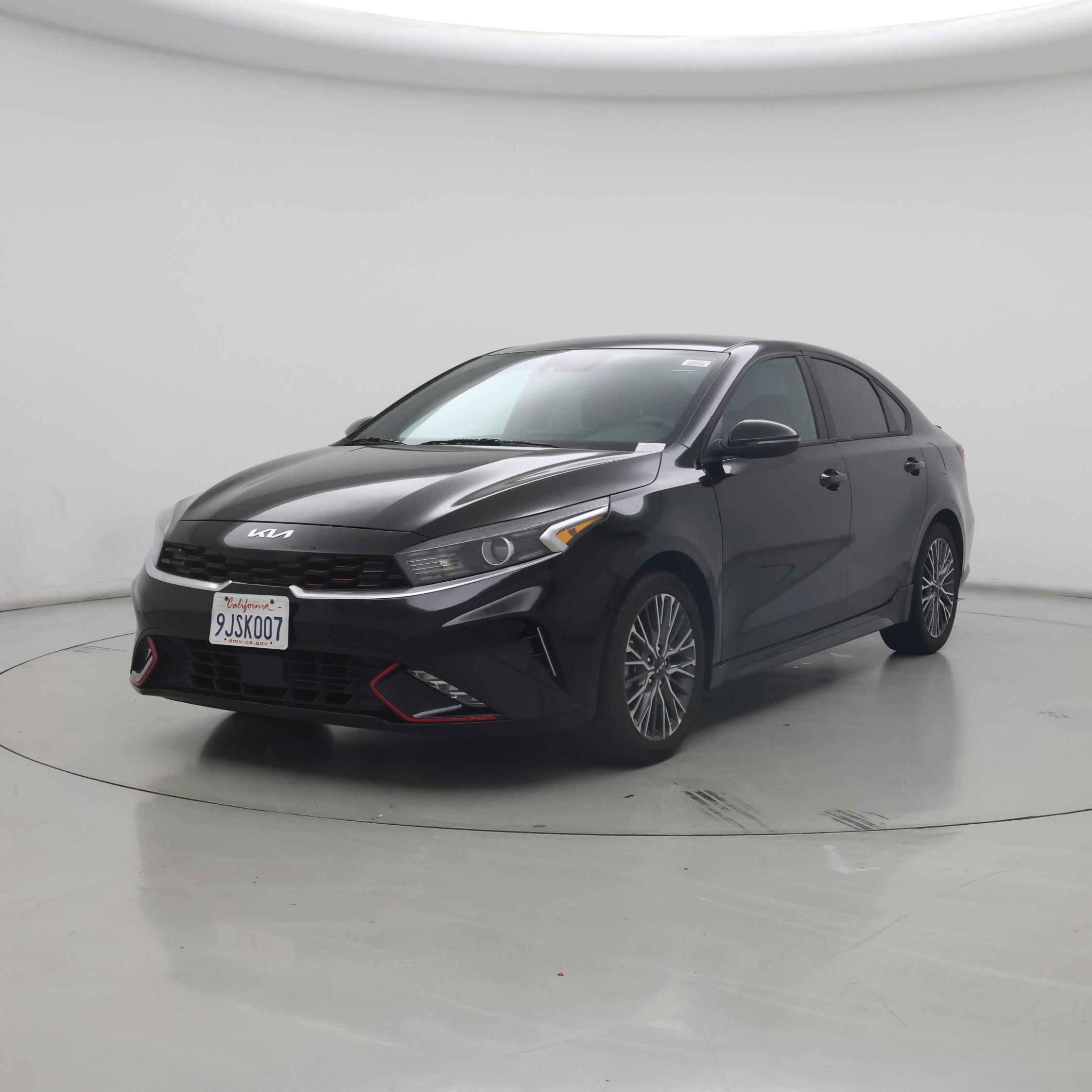 Thumbnail: 2024 Kia Forte - 4
