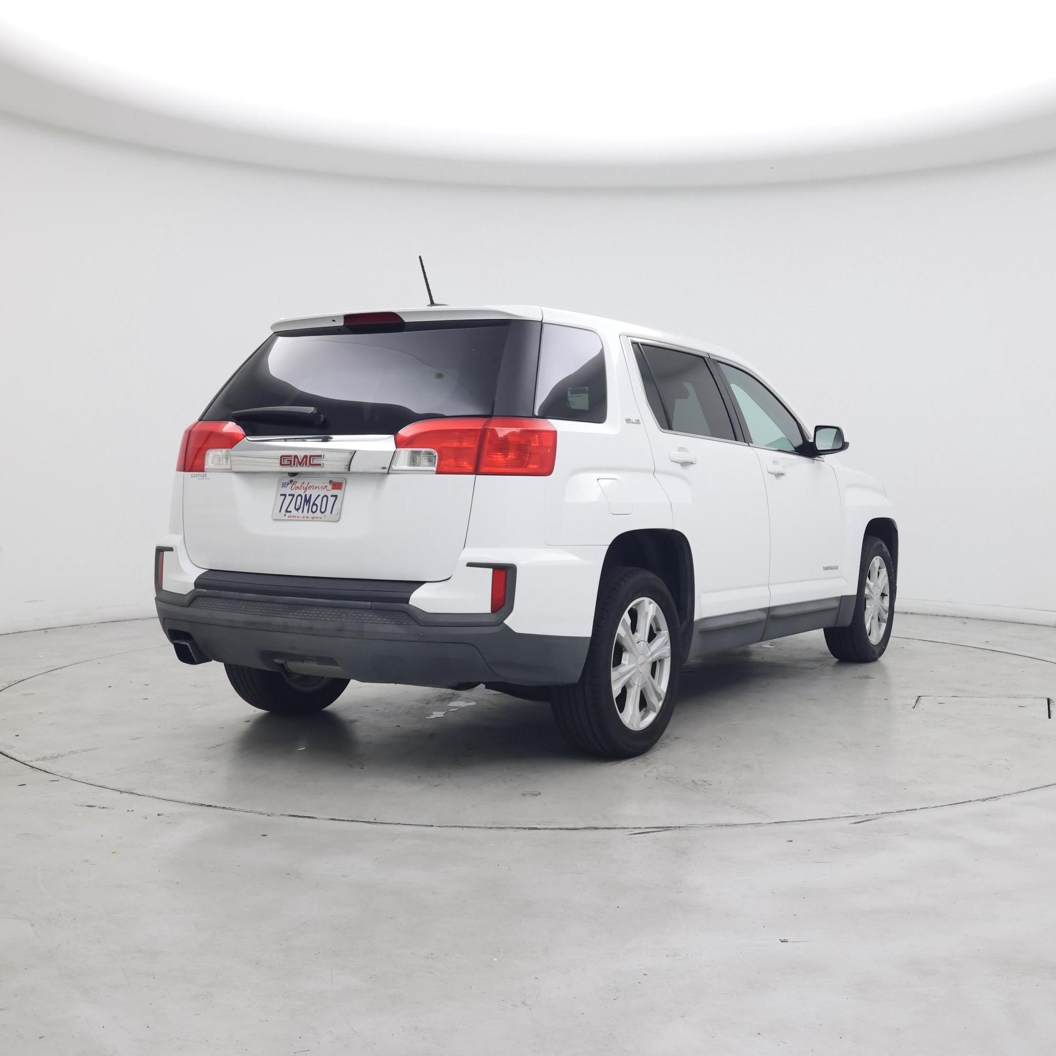 Thumbnail: 2017 GMC Terrain - 8