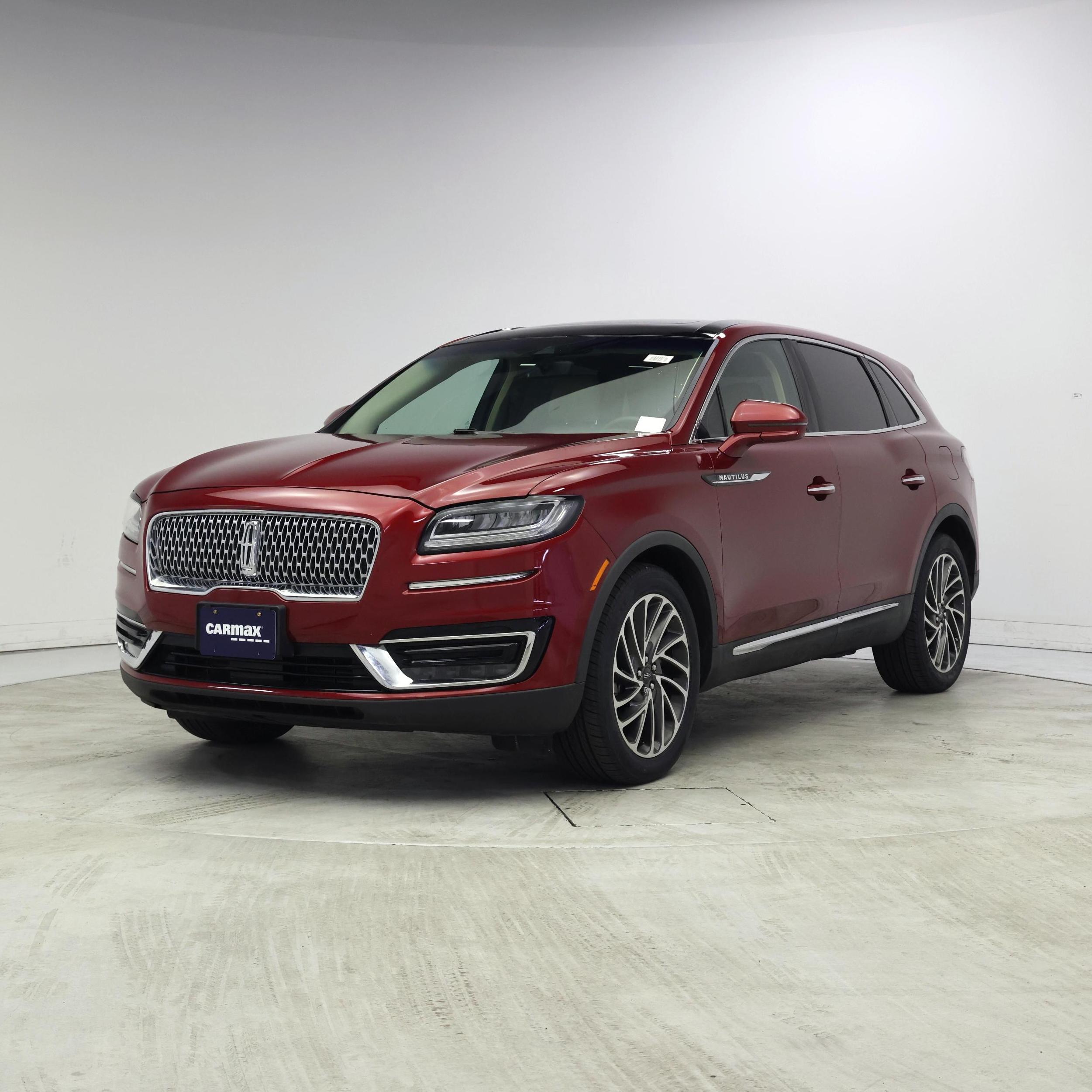 Thumbnail: 2019 Lincoln Nautilus - 4