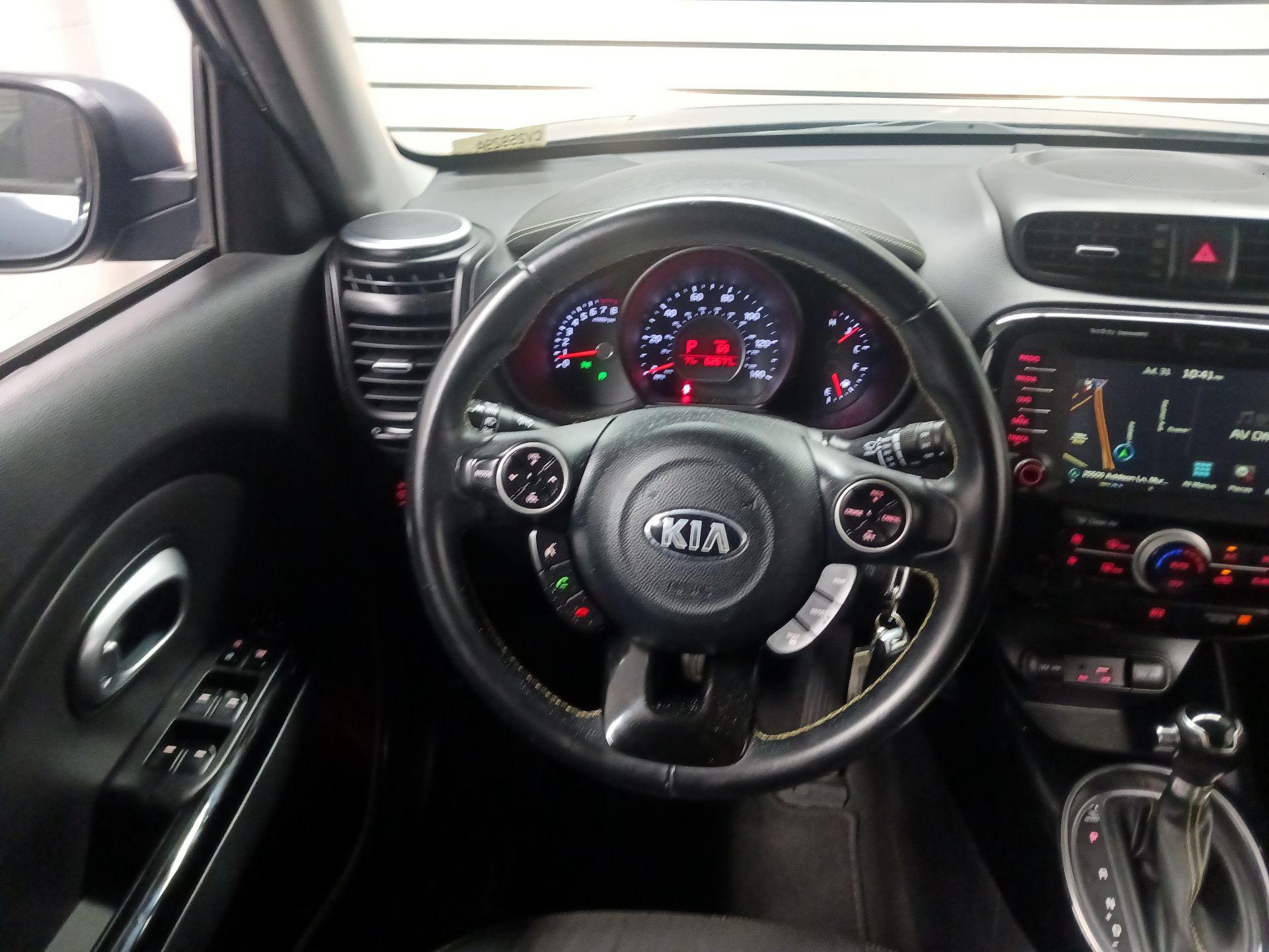 Thumbnail: 2016 Kia Soul - 10