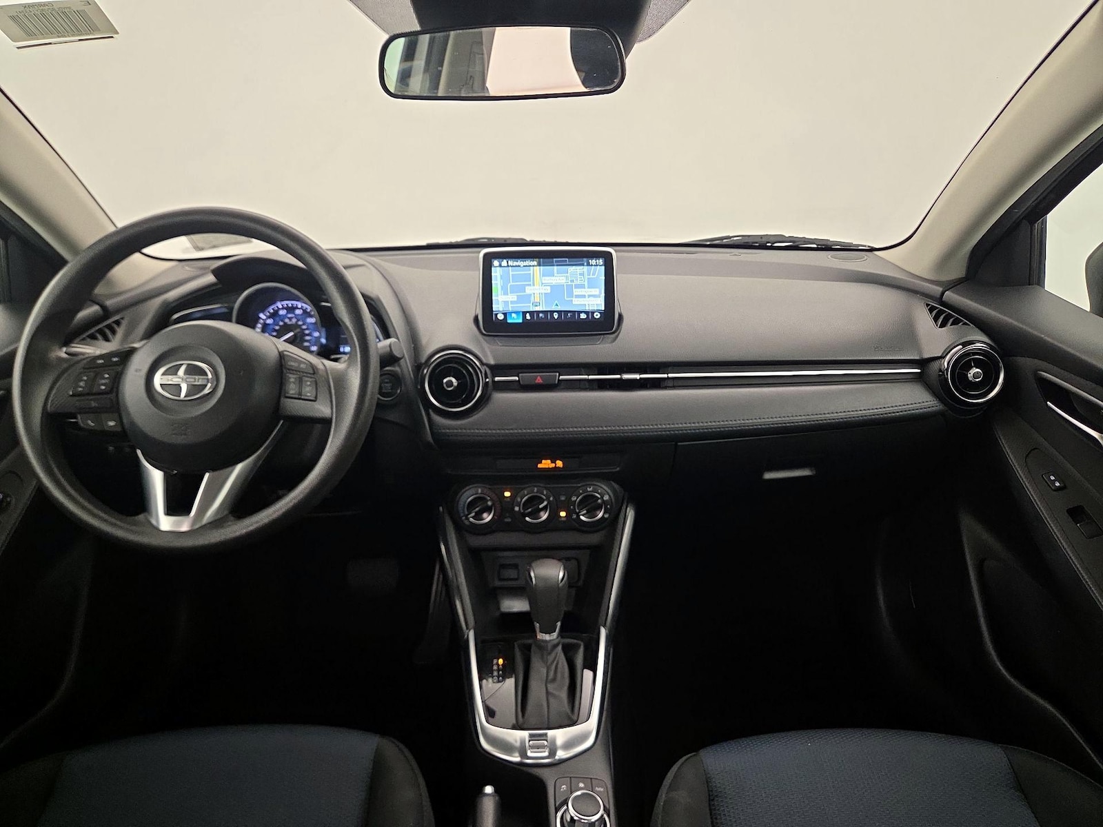2016 Scion iA Base - Photo 10