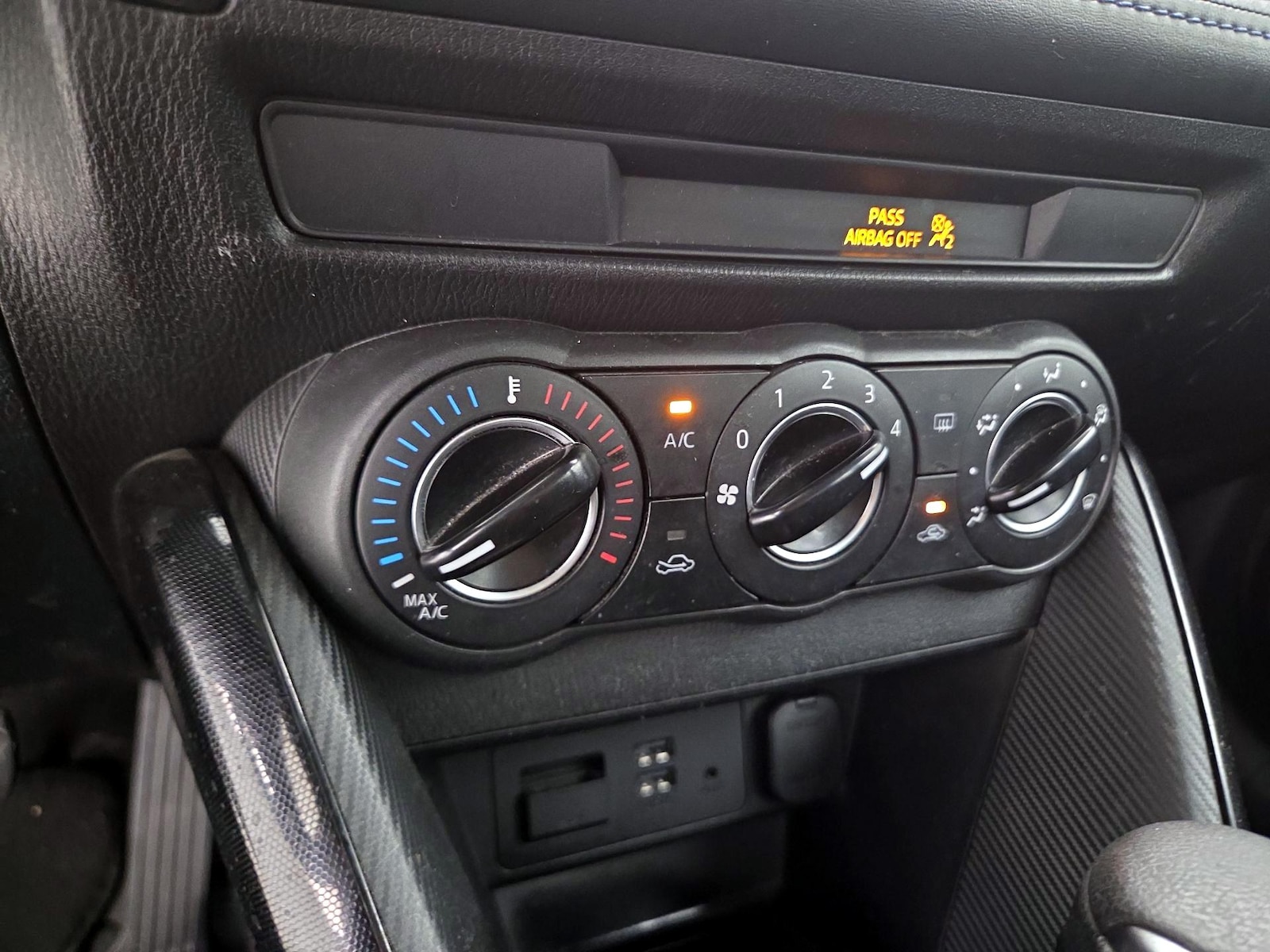 2016 Scion iA Base - Photo 18