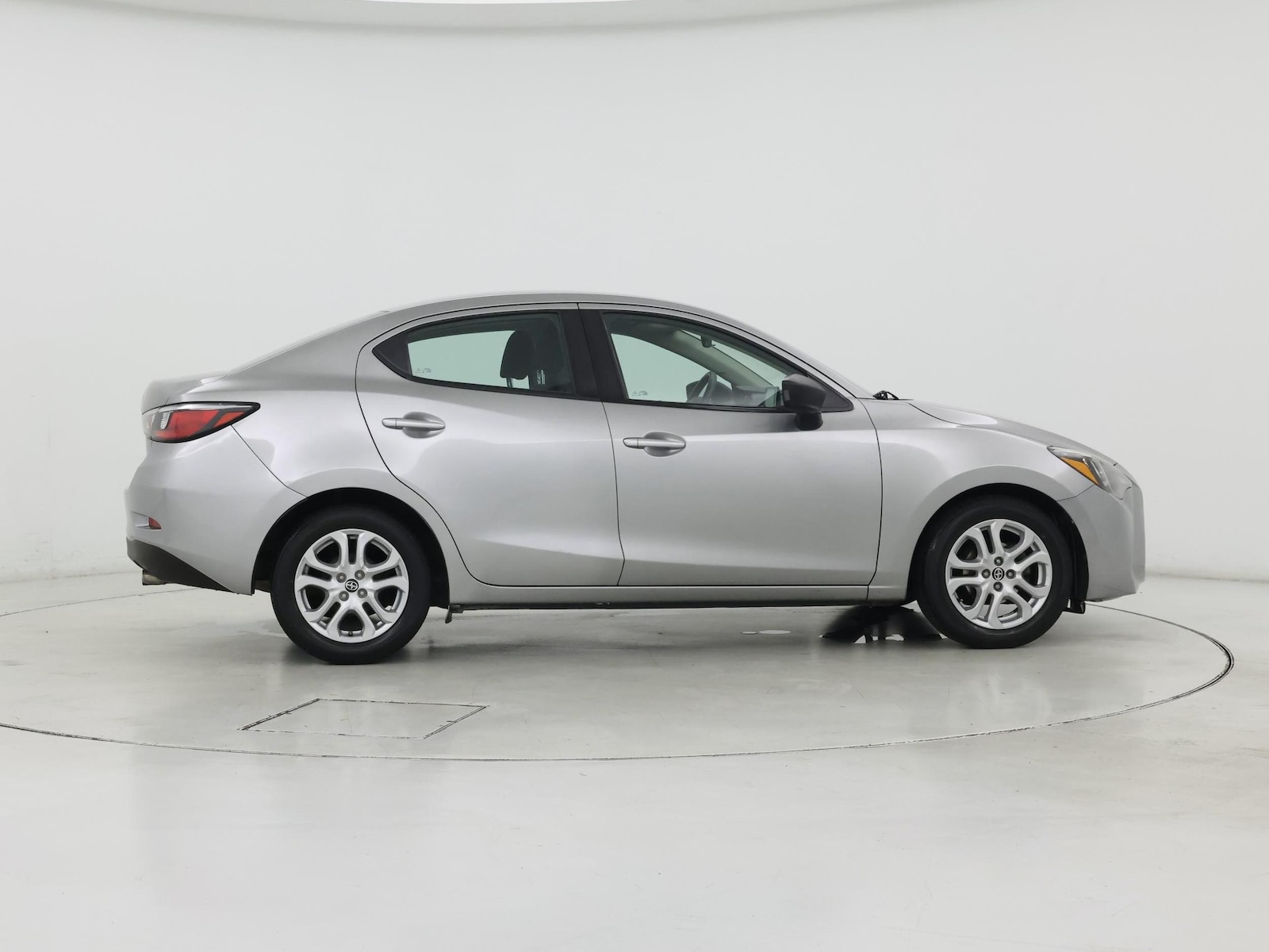 2016 Scion iA Base - Photo 8