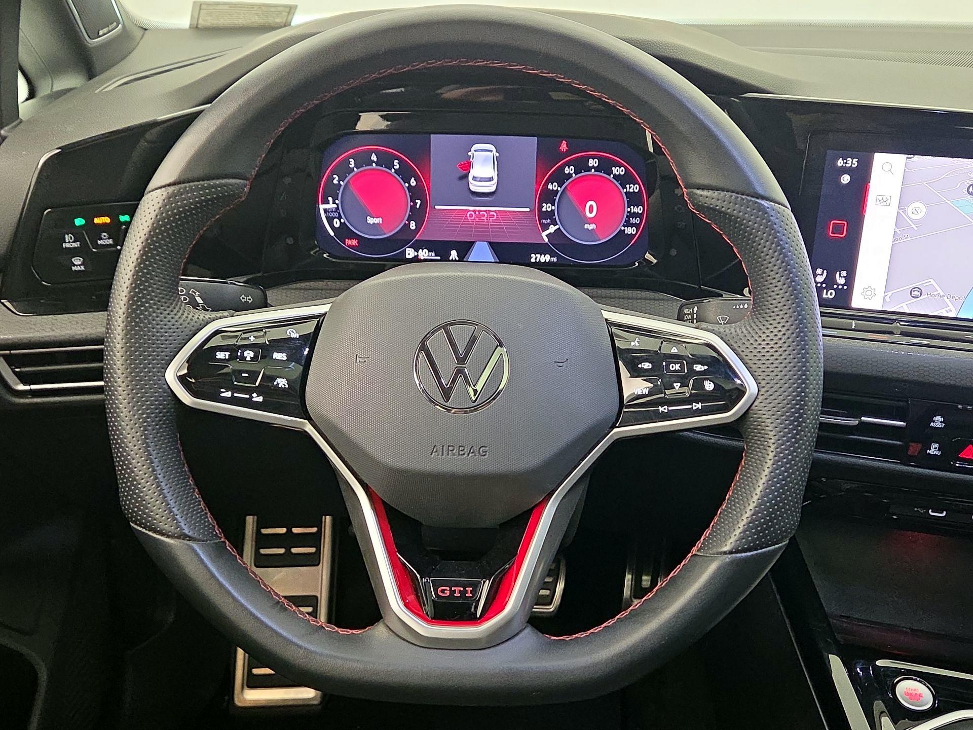 Thumbnail: 2024 Volkswagen Golf - 10