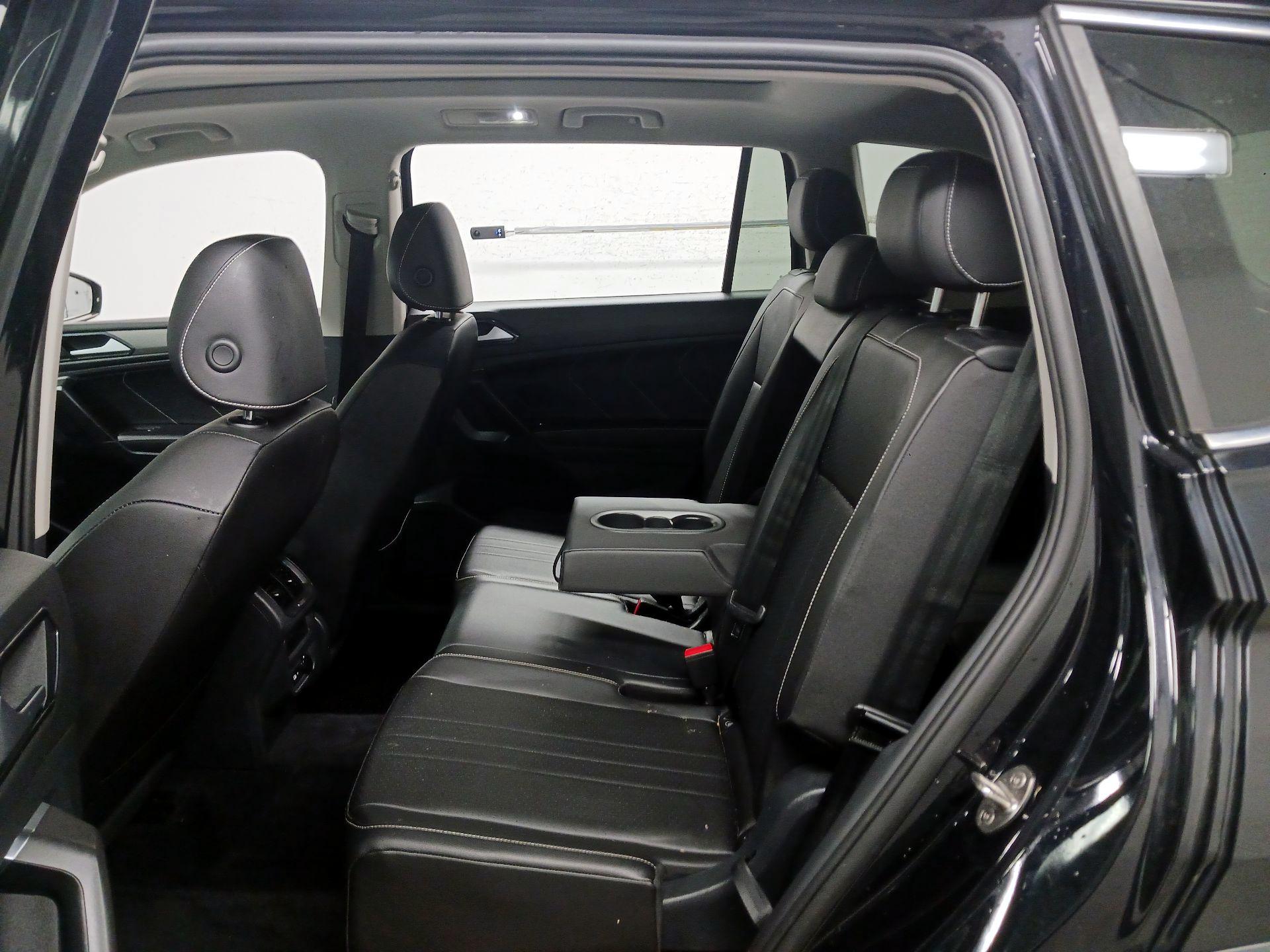 Thumbnail: 2022 Volkswagen Tiguan - 16