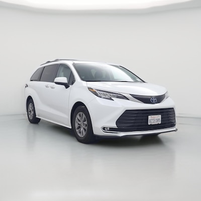 2022 Toyota Sienna Hybrid XLE