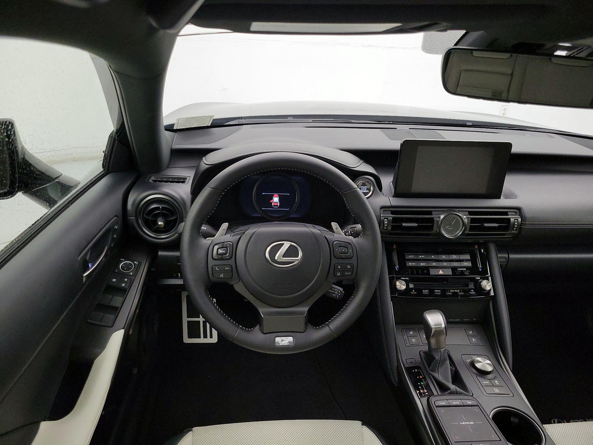 Thumbnail: 2025 Lexus IS - 10