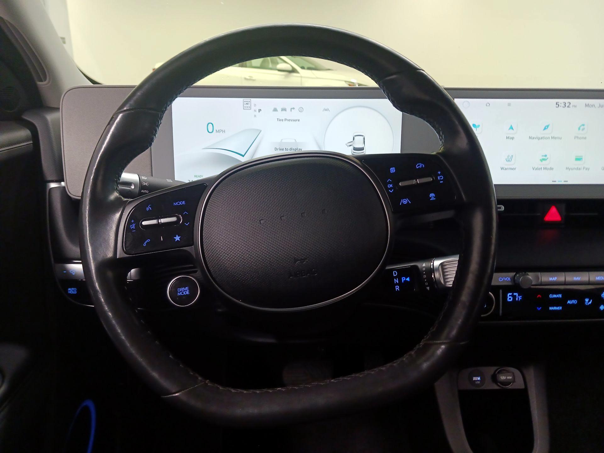 Thumbnail: 2022 Hyundai Ioniq 5 - 10