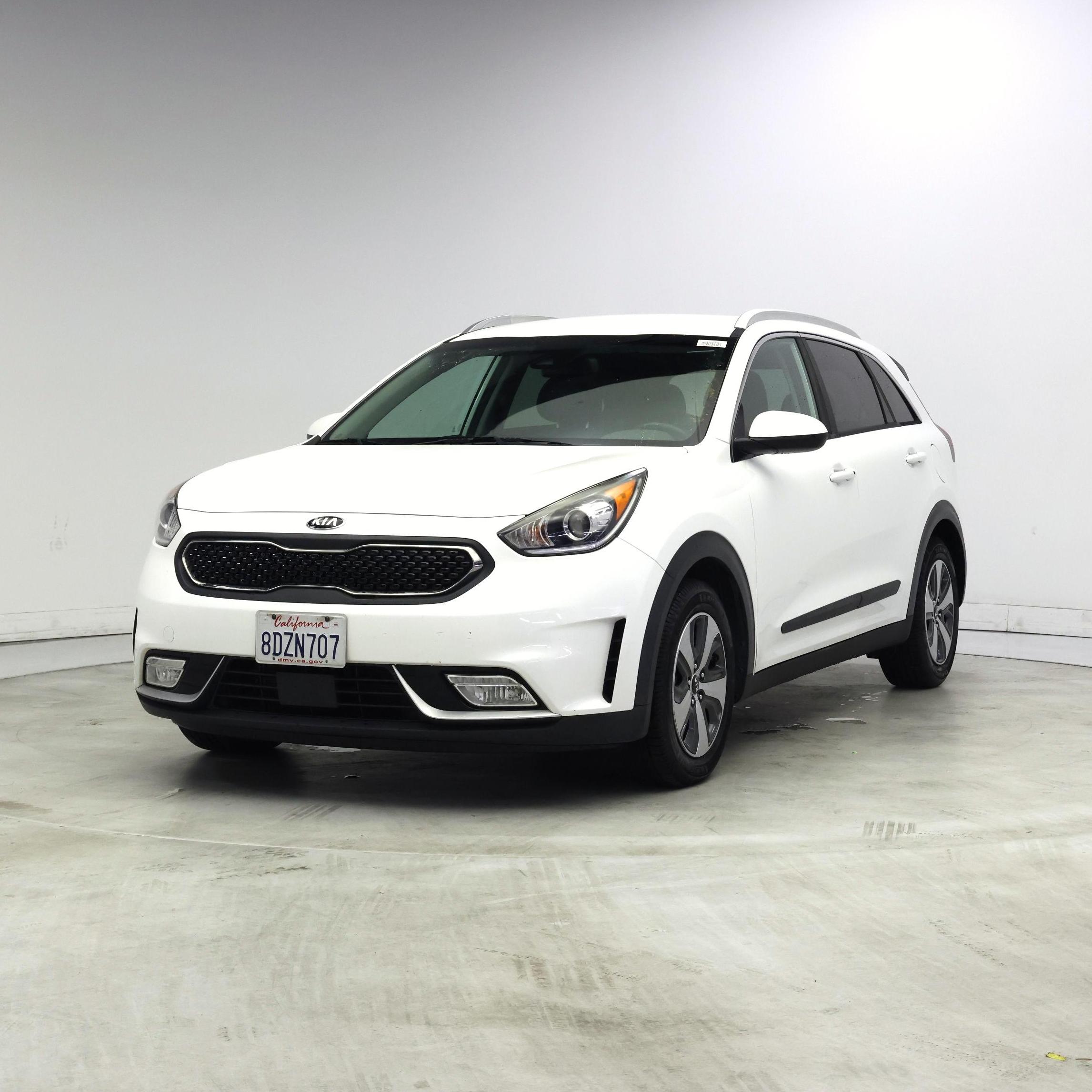 Thumbnail: 2018 Kia Niro - 4