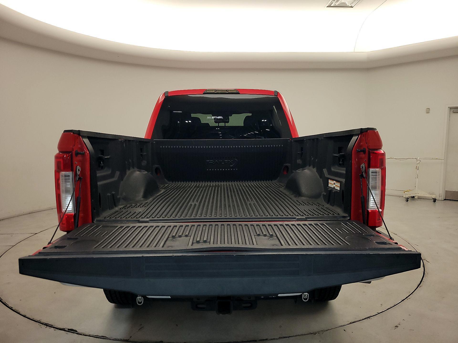 Thumbnail: 2019 Ford F-250 - 20