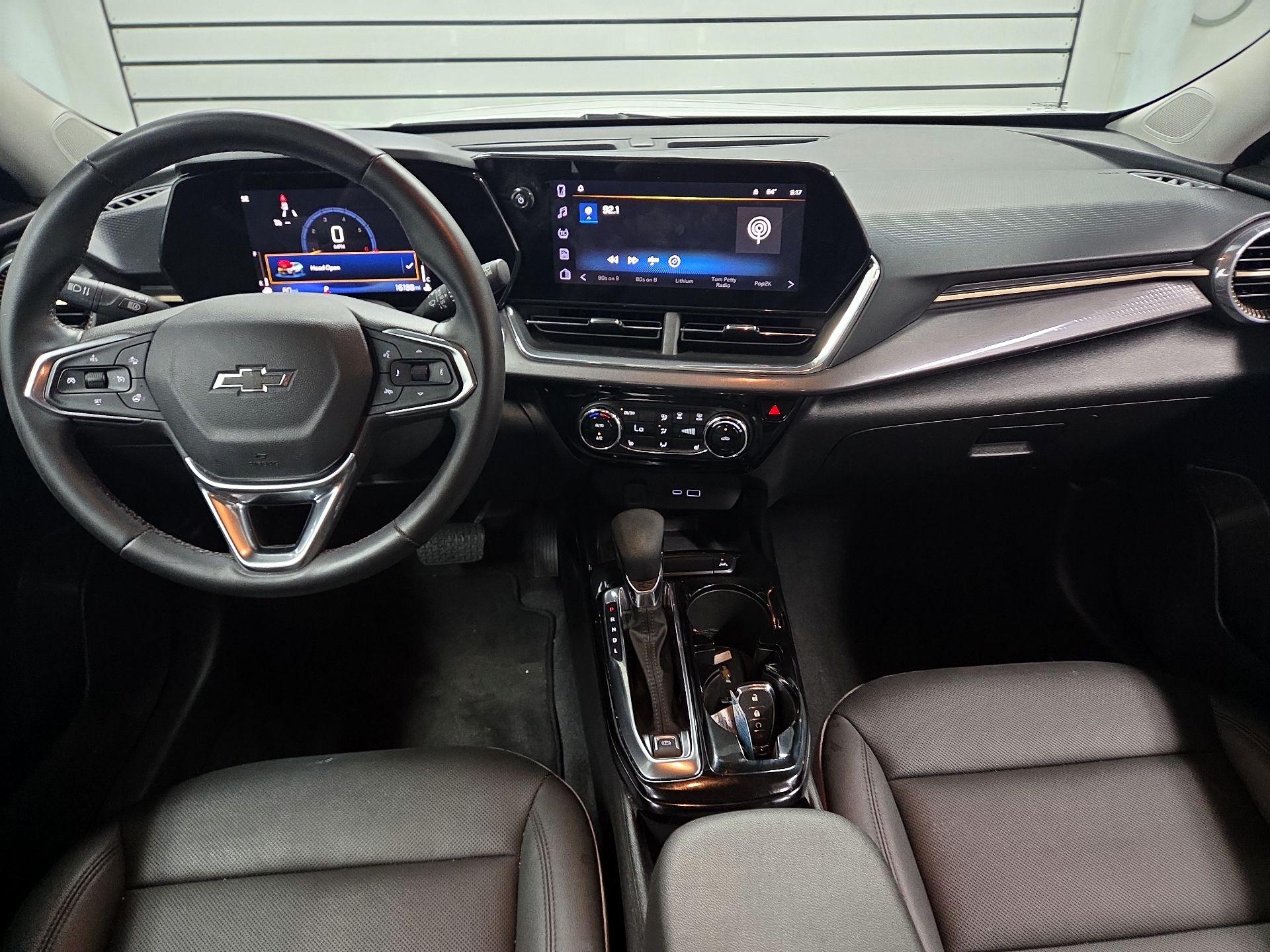 Thumbnail: 2024 Chevrolet Trax - 9