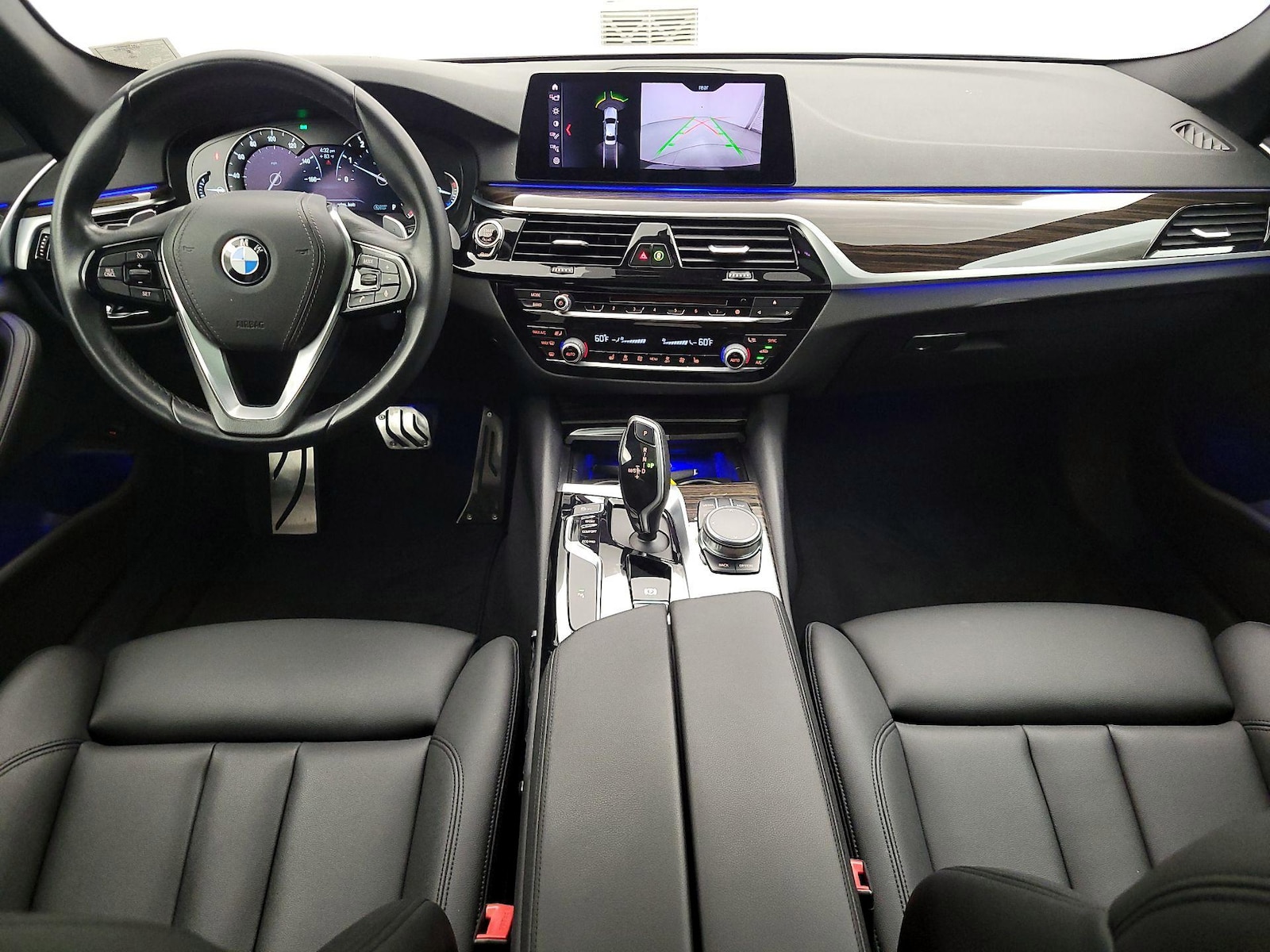 2019 BMW 5 Series 530i - Photo 10