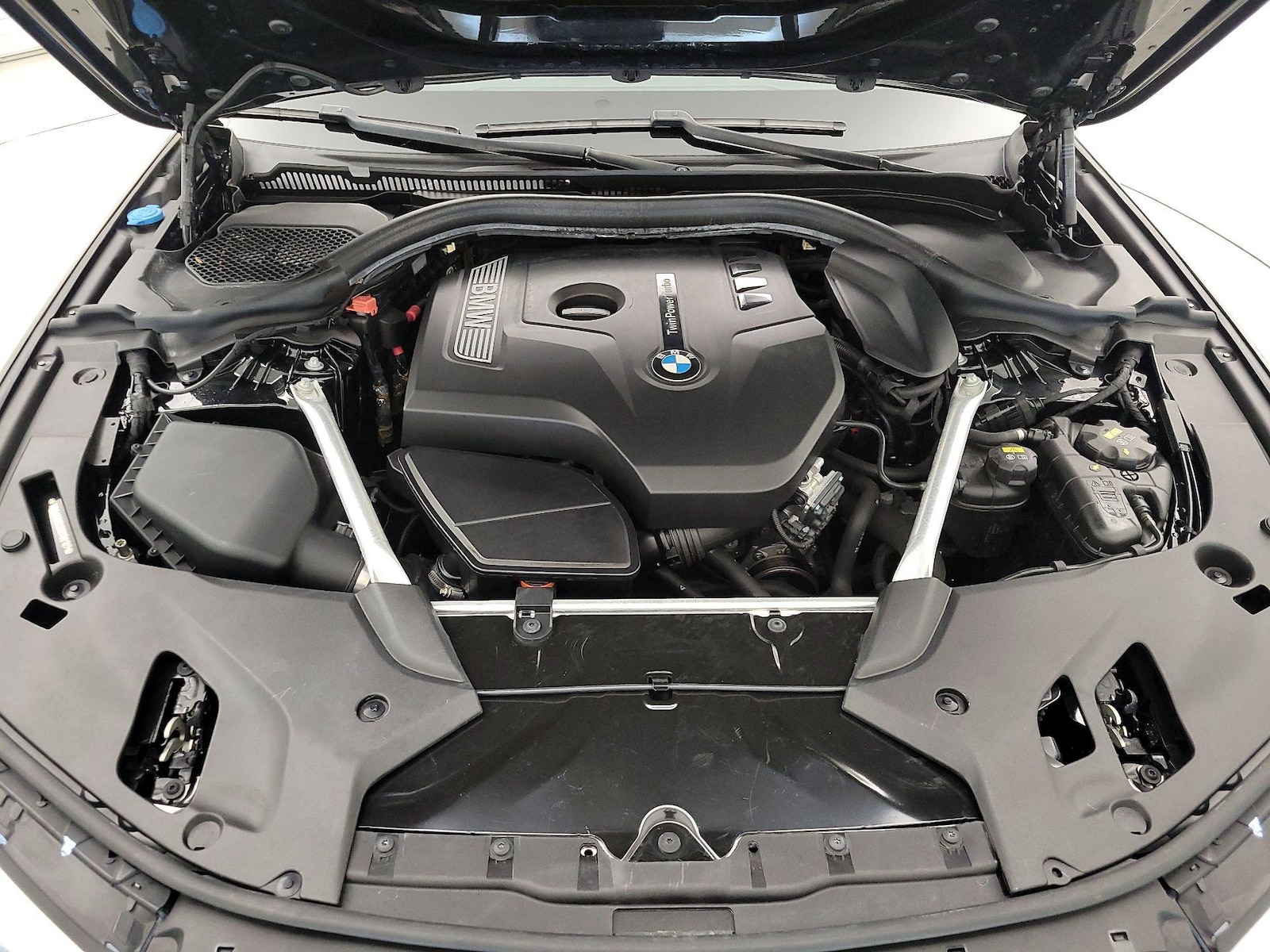 2019 BMW 5 Series 530i - Photo 23