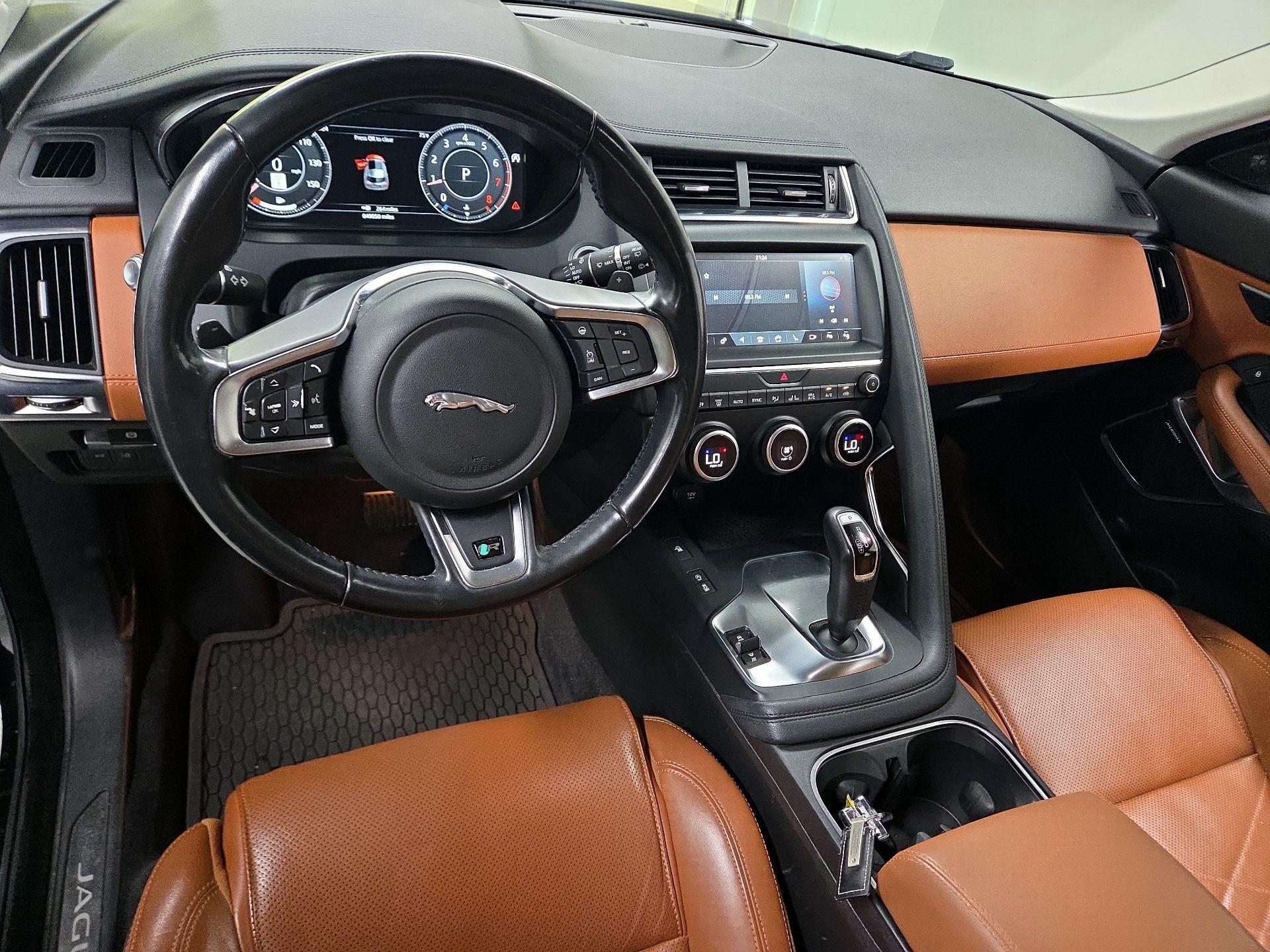 Thumbnail: 2020 Jaguar E-Pace - 9