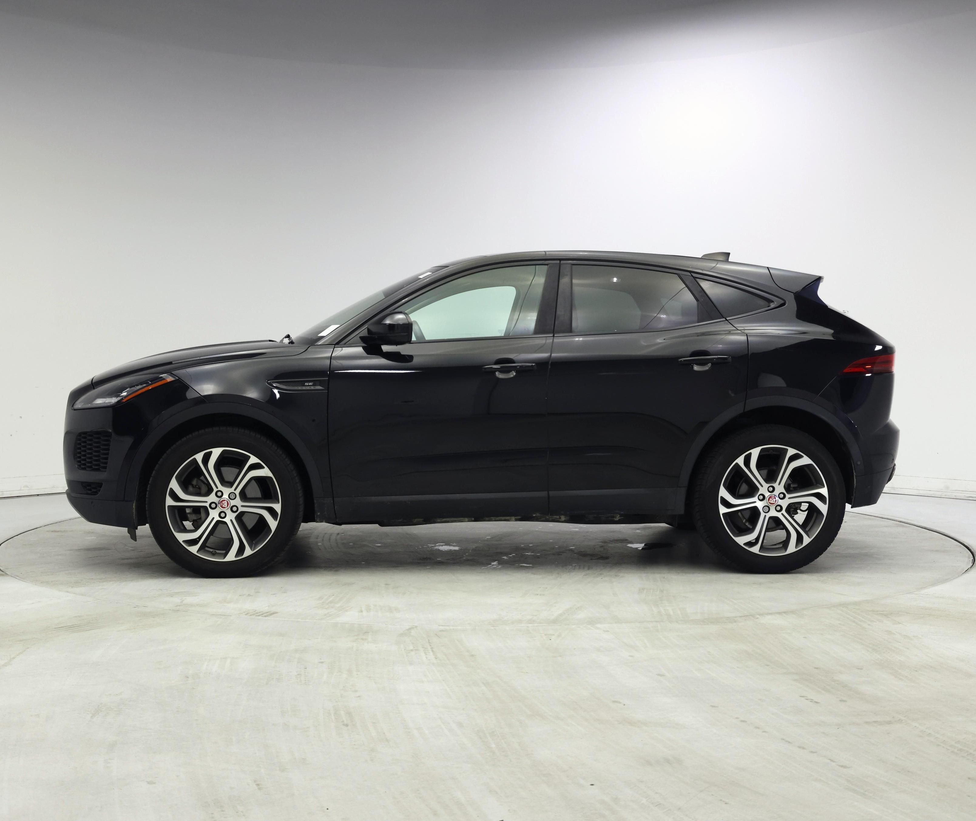 Thumbnail: 2020 Jaguar E-Pace - 3