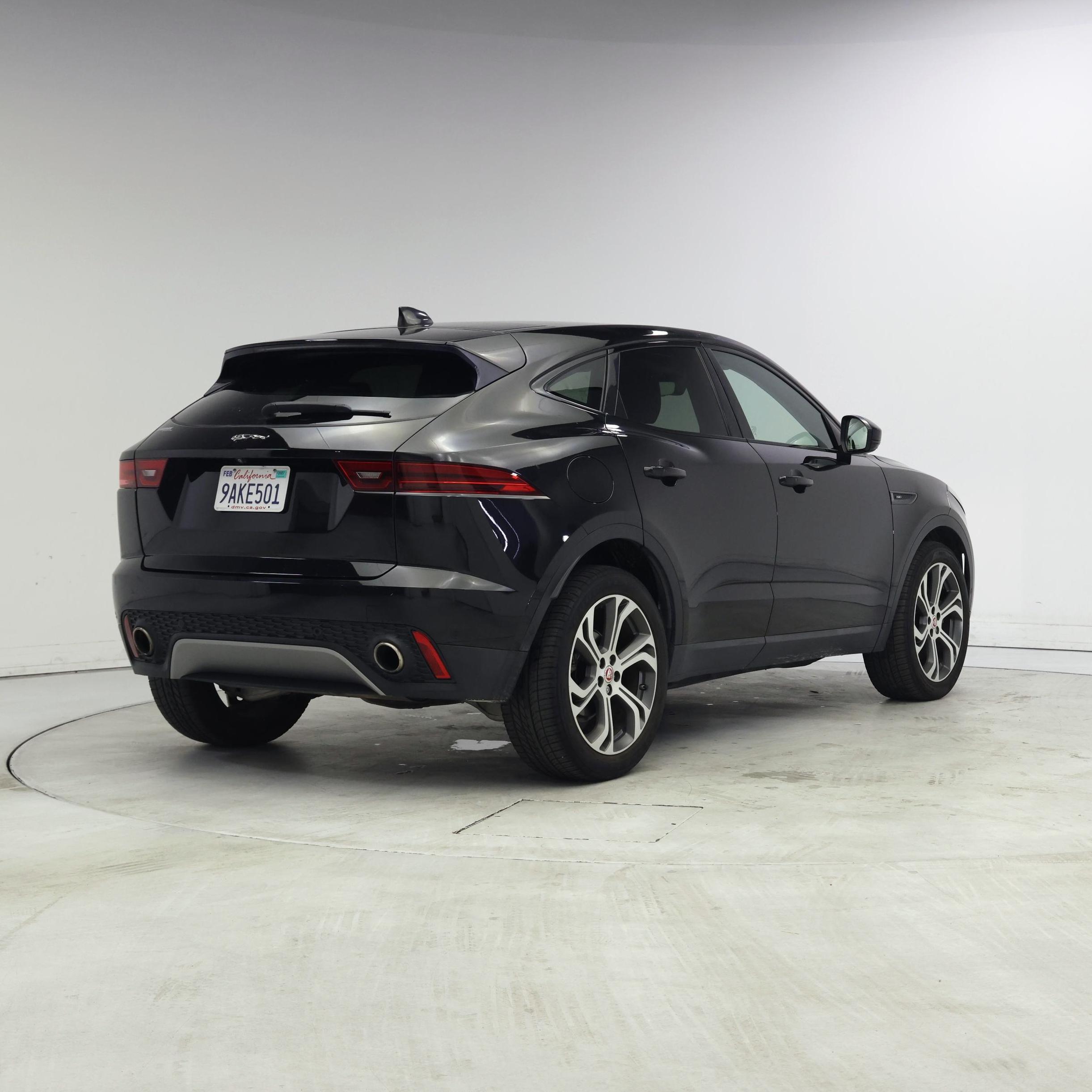 Thumbnail: 2020 Jaguar E-Pace - 8