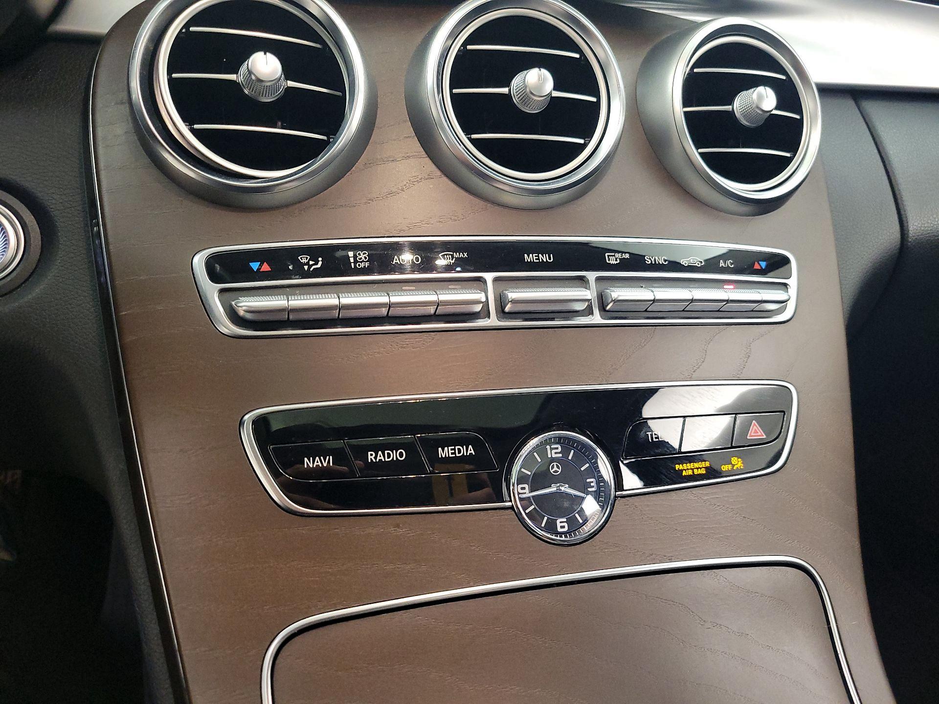 Thumbnail: 2019 Mercedes-Benz C-Class - 16