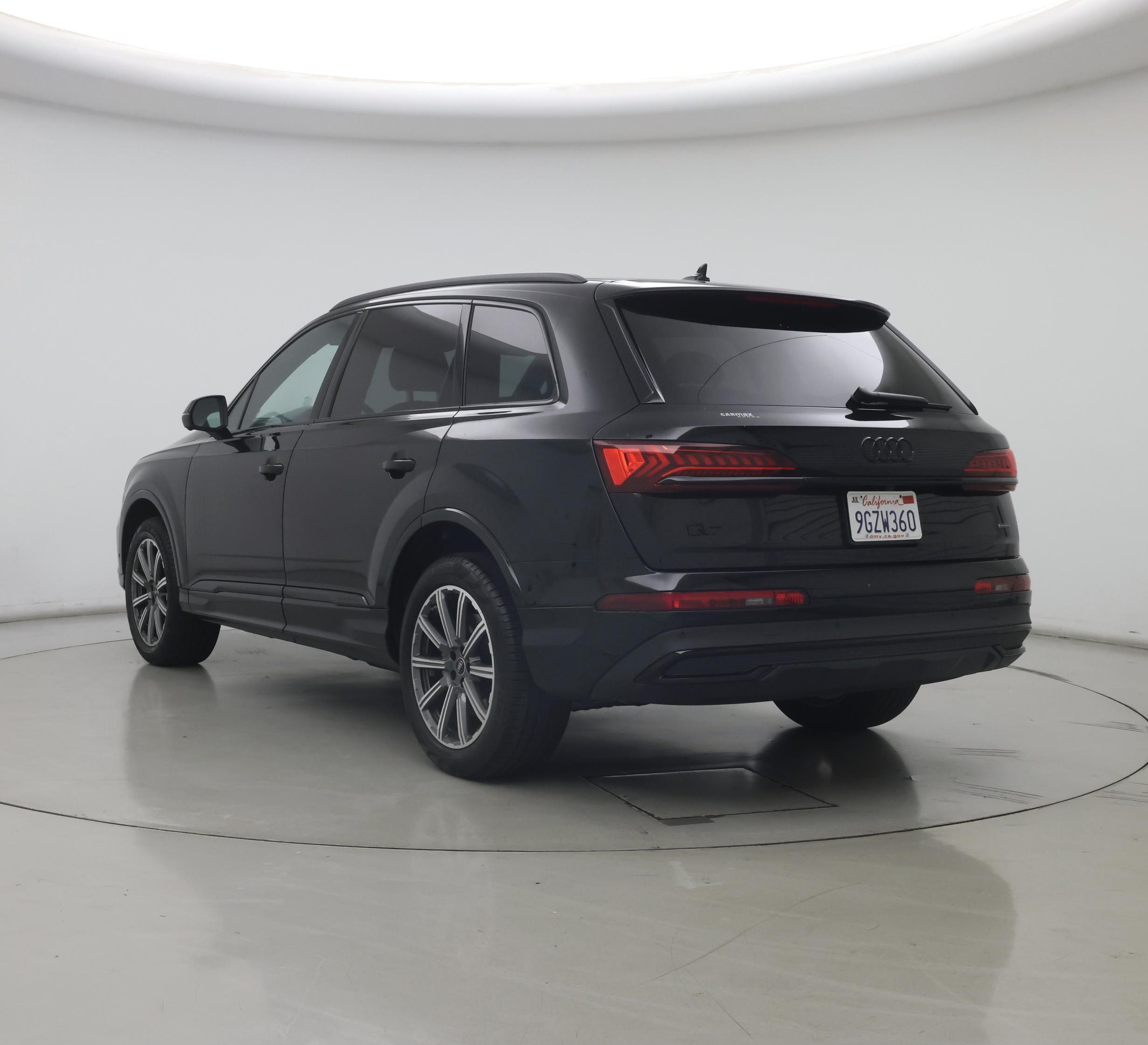 Thumbnail: 2023 Audi Q7 - 2