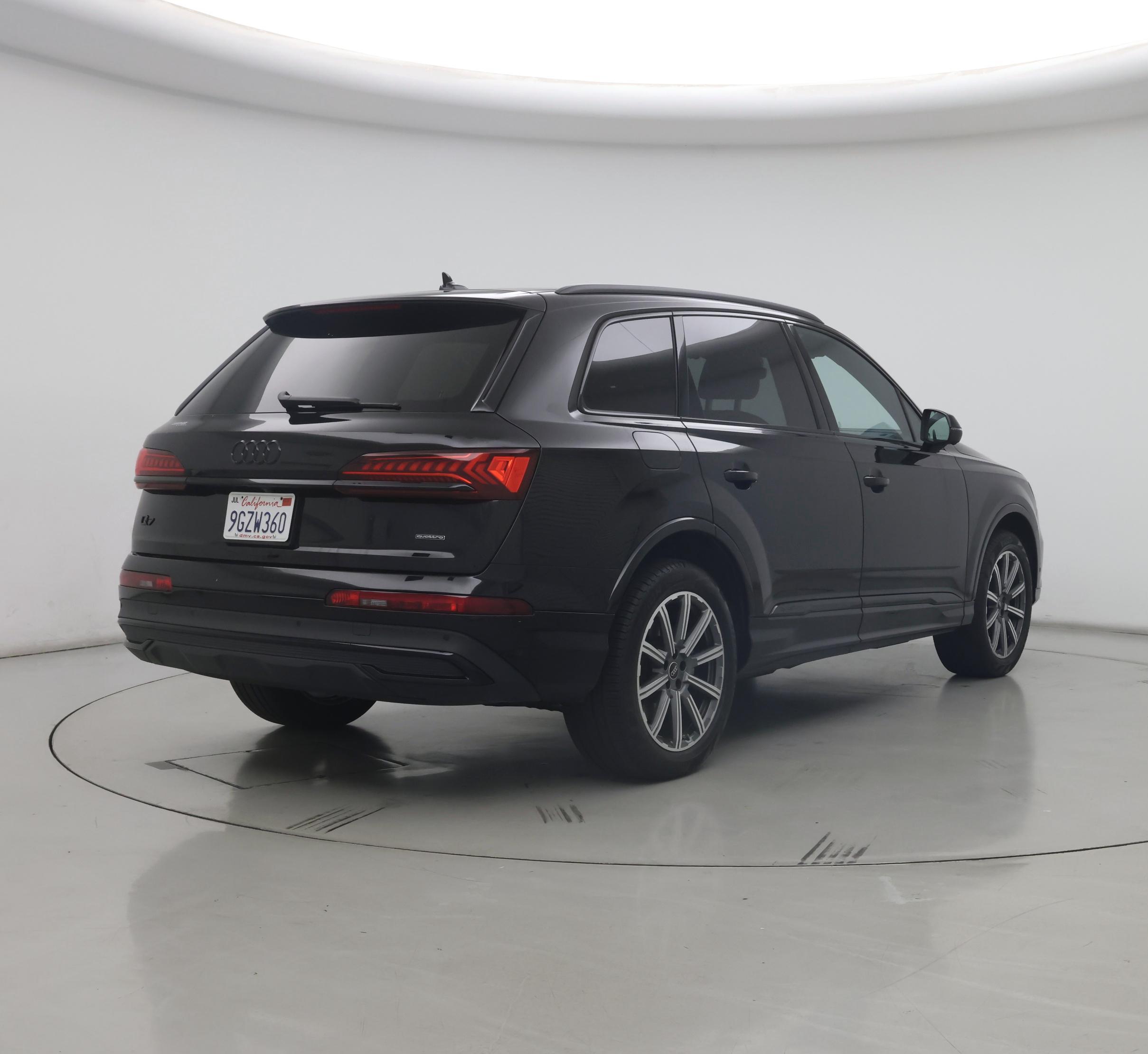 Thumbnail: 2023 Audi Q7 - 8