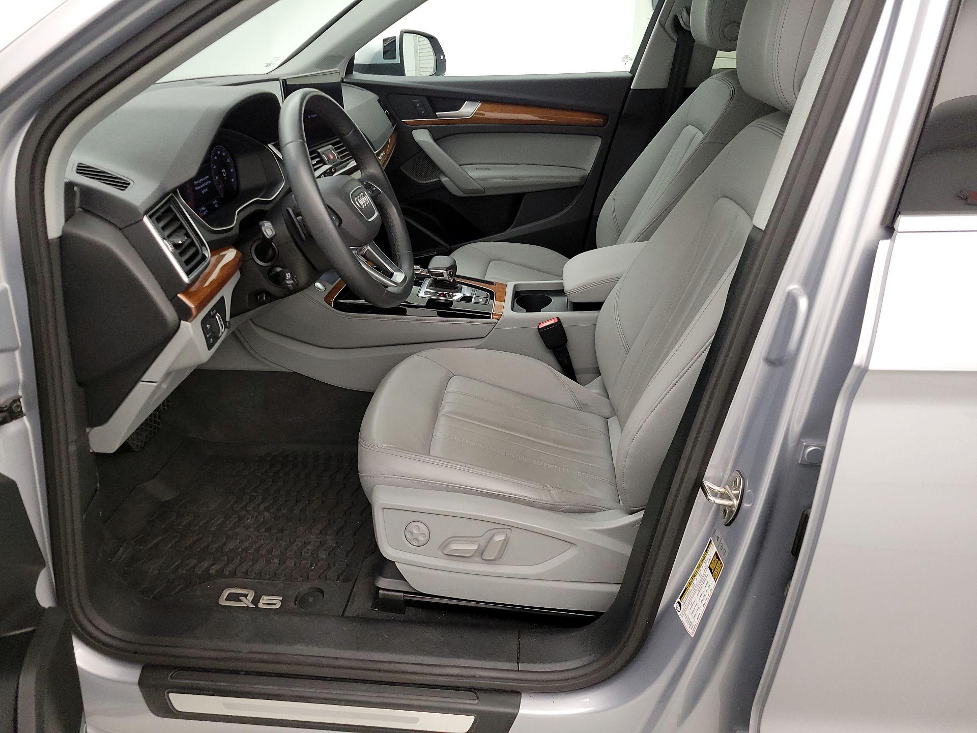 Thumbnail: 2024 Audi Q5 - 11