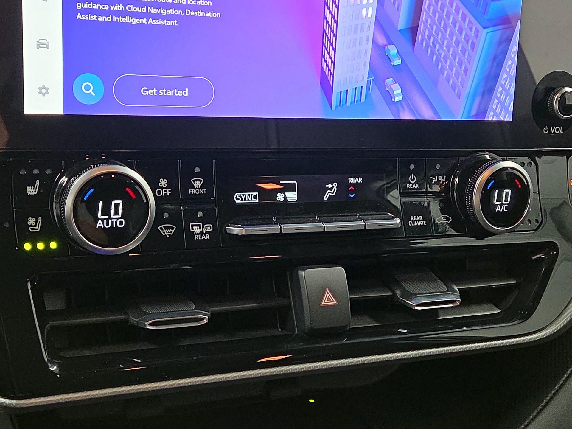 Thumbnail: 2023 Toyota Highlander - 16