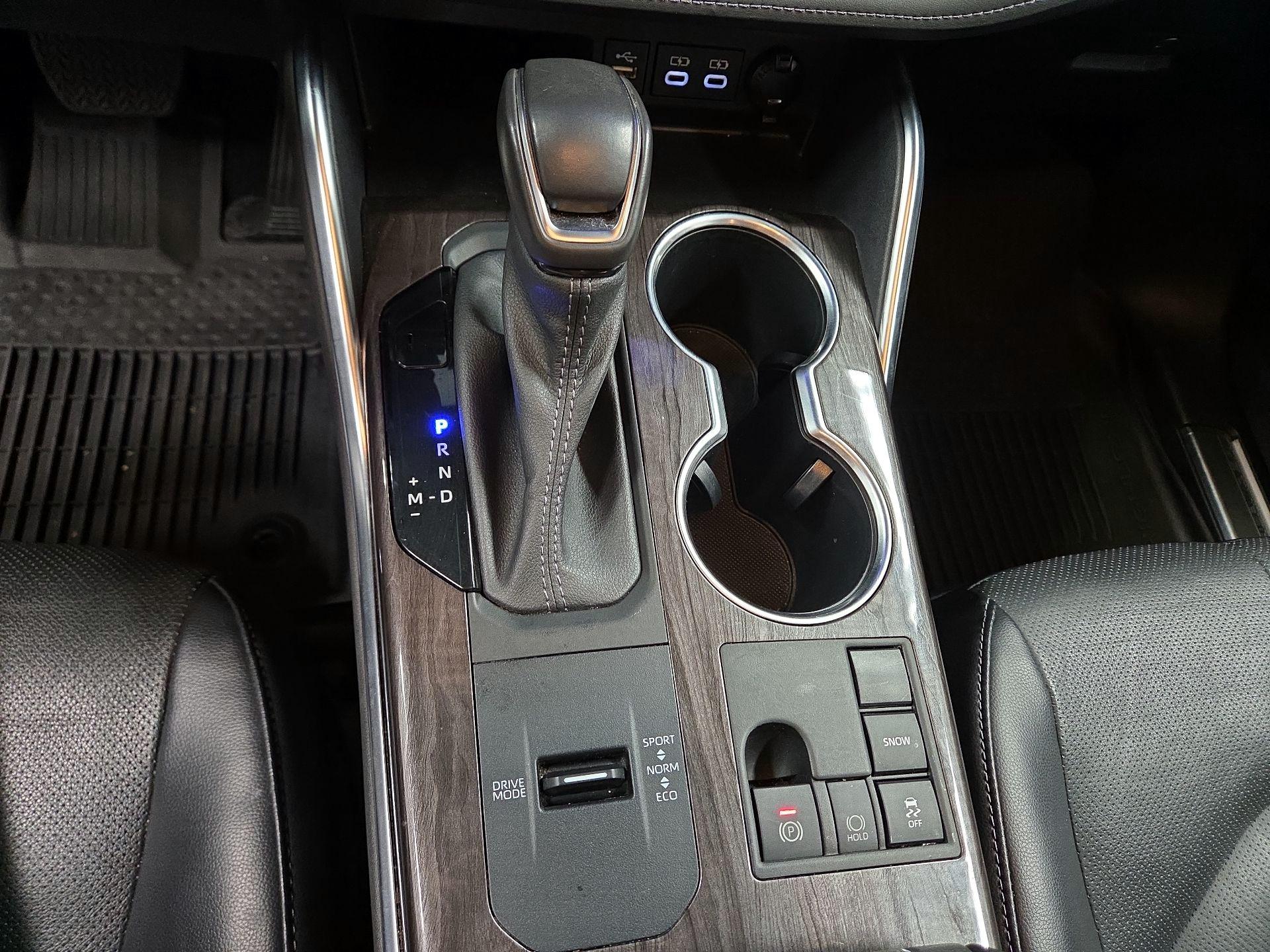 Thumbnail: 2023 Toyota Highlander - 17