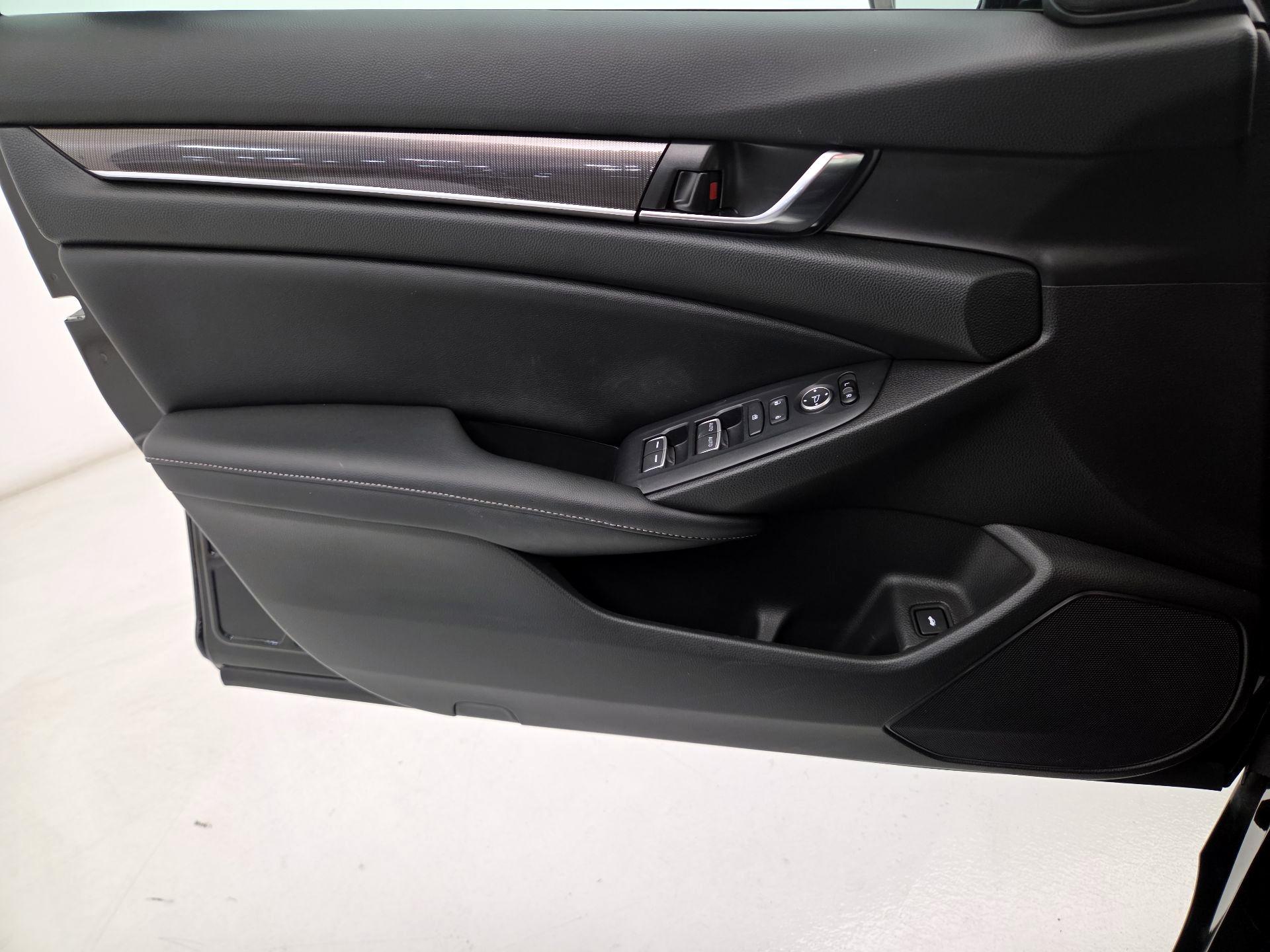 Thumbnail: 2021 Honda Accord - 12