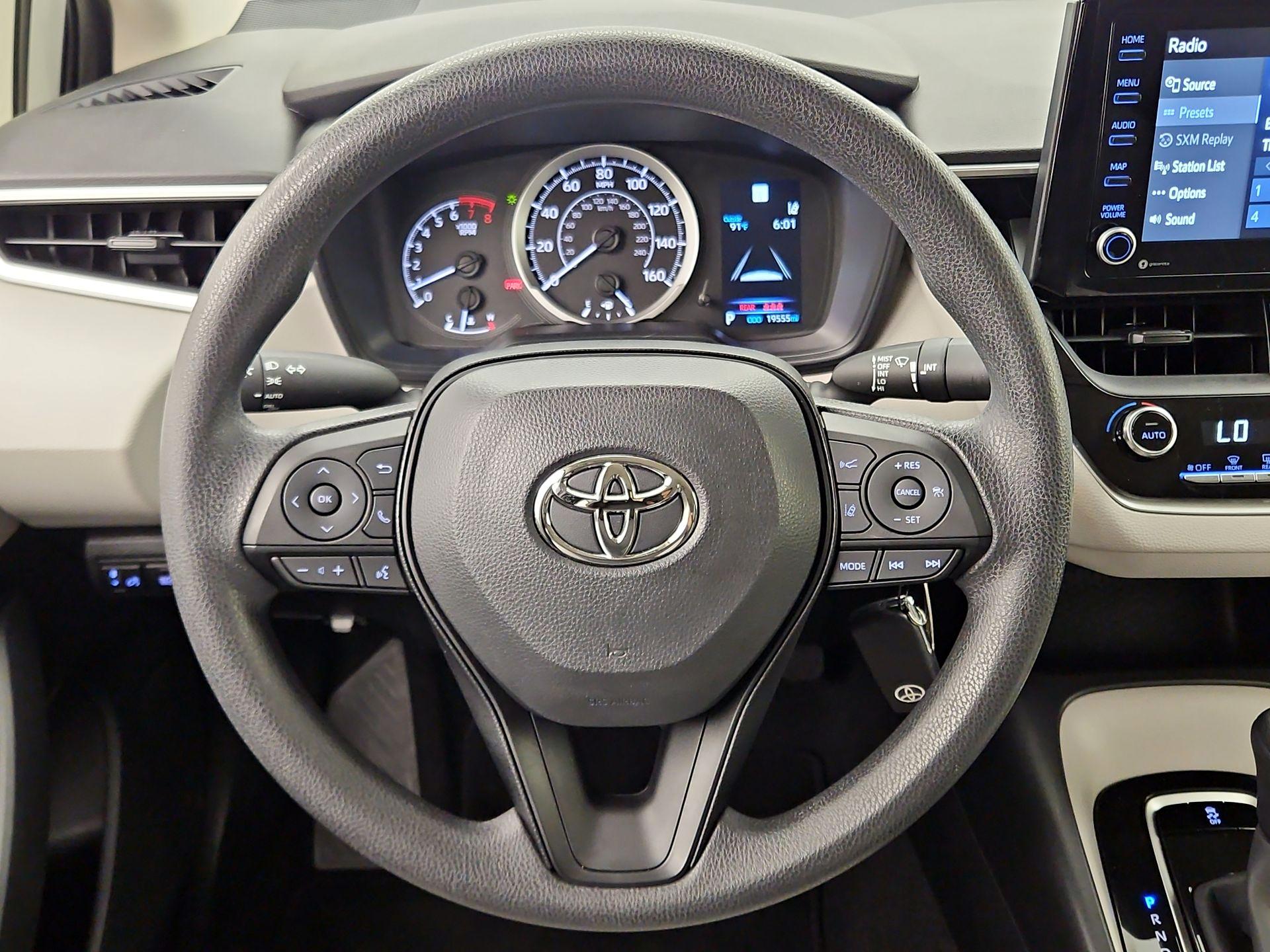 Thumbnail: 2022 Toyota Corolla - 10