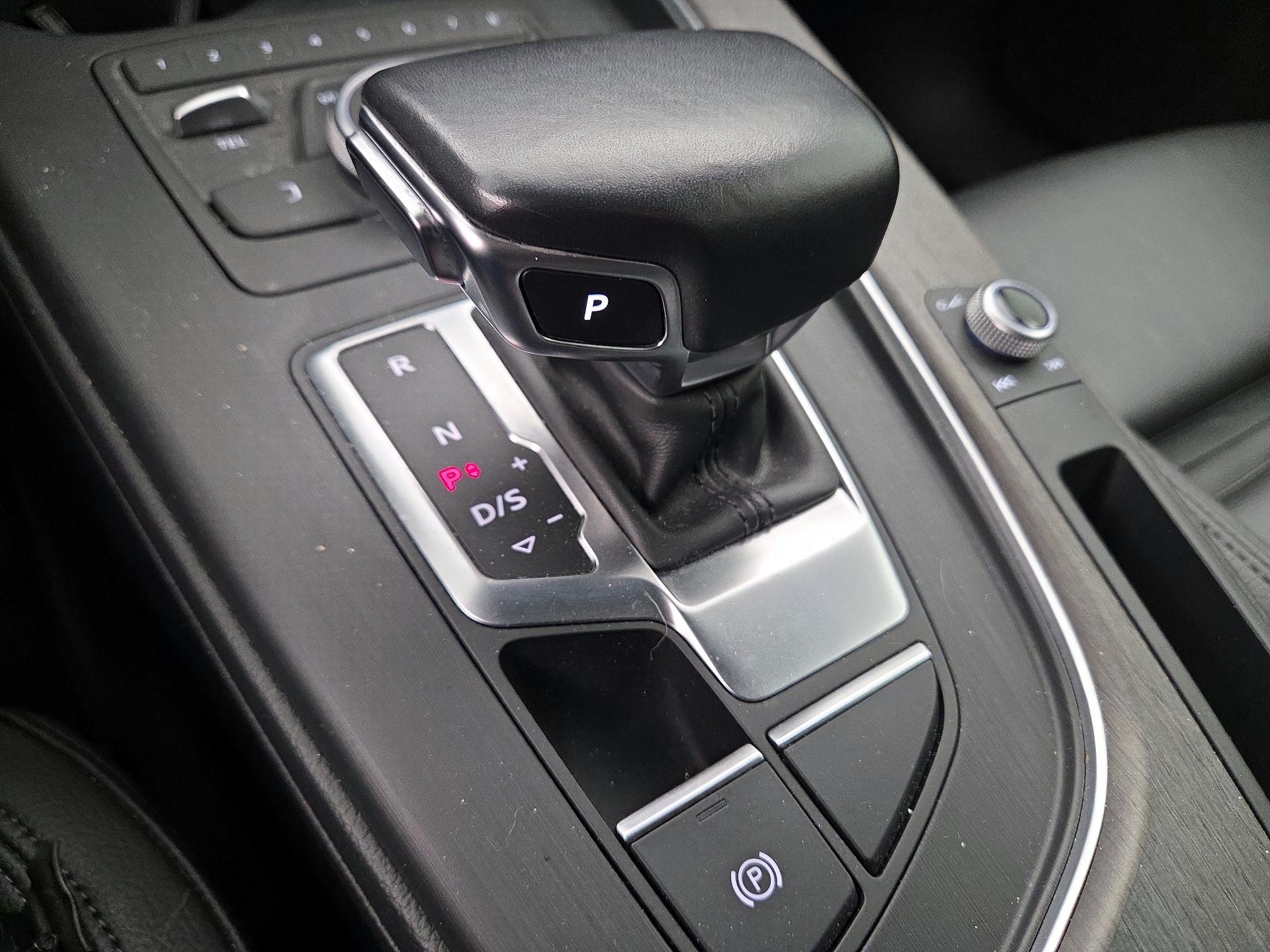Thumbnail: 2019 Audi A5 - 17