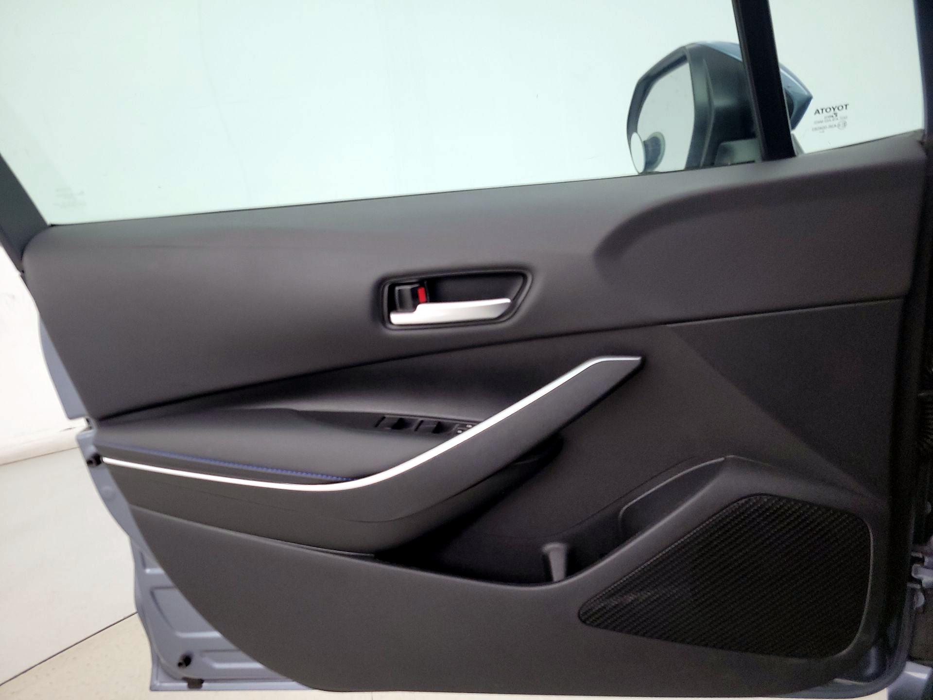 Thumbnail: 2021 Toyota Corolla - 12