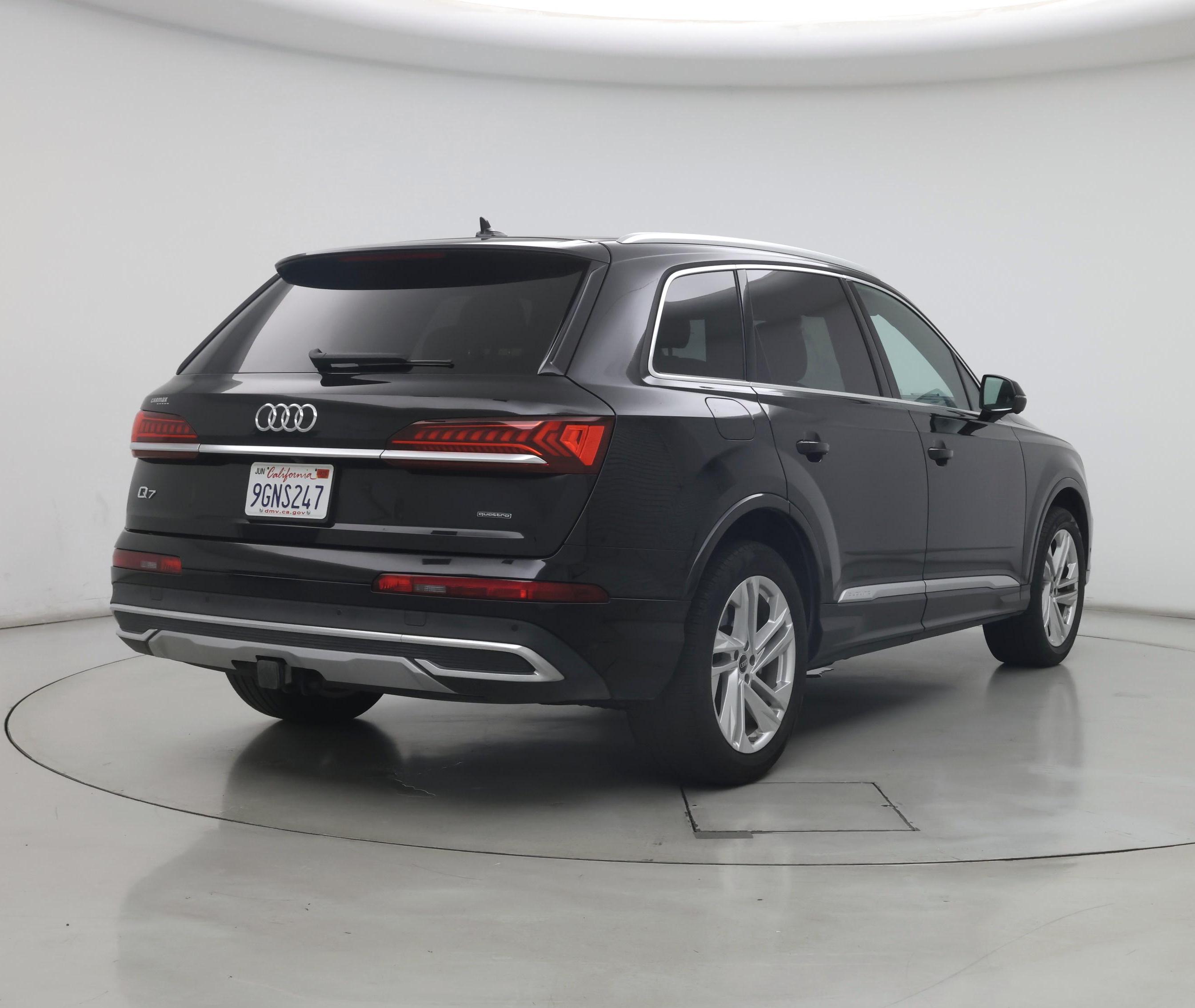 Thumbnail: 2023 Audi Q7 - 8