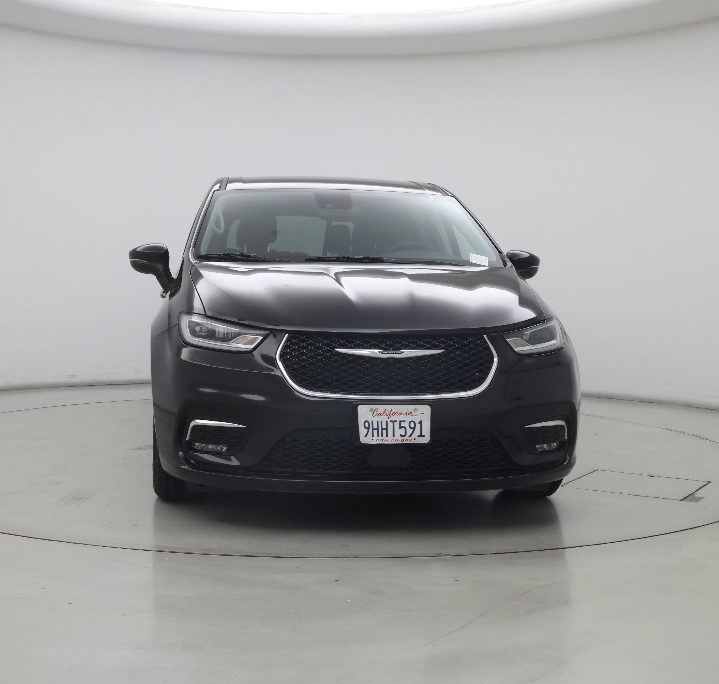 Thumbnail: 2023 Chrysler Pacifica - 5