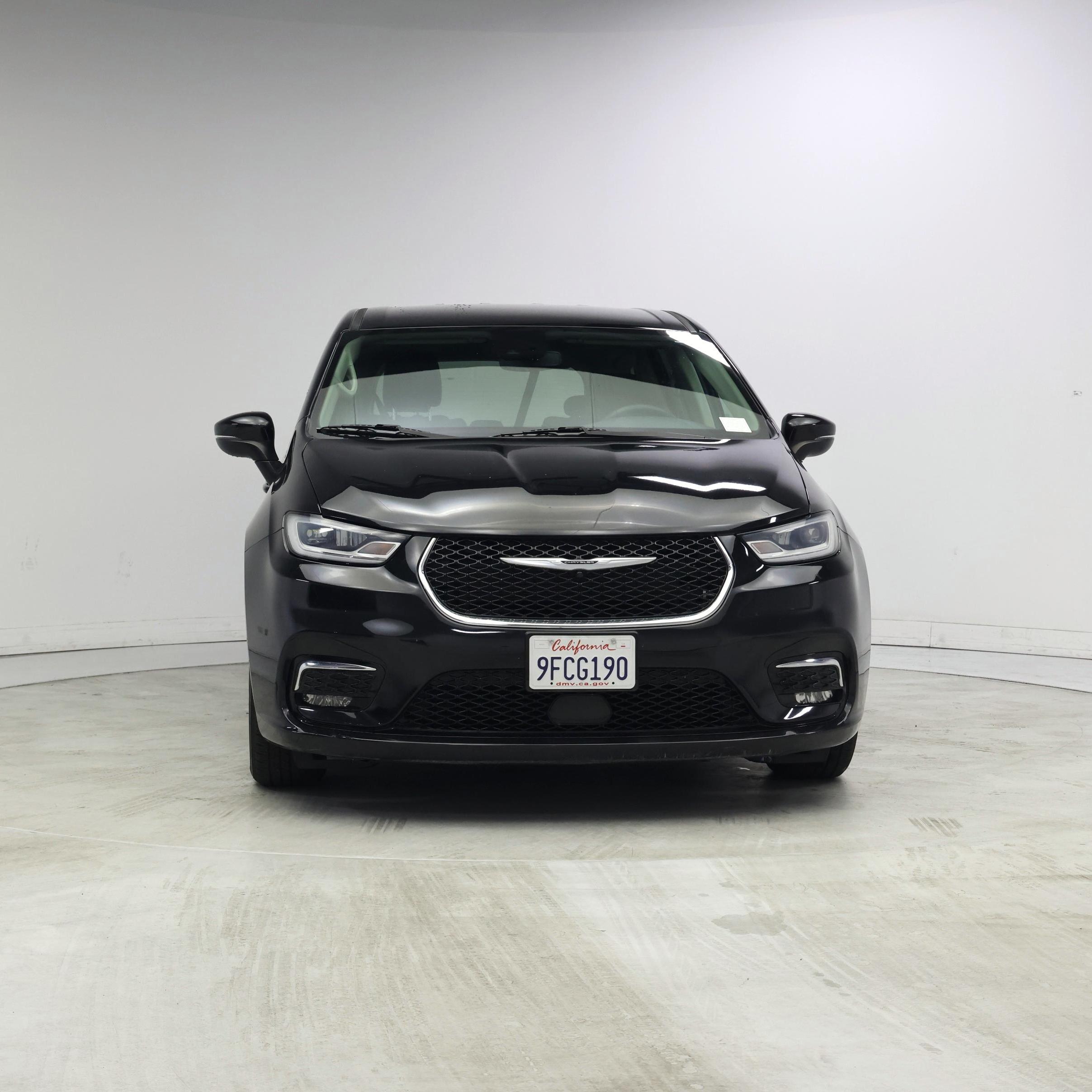 Thumbnail: 2023 Chrysler Pacifica - 5