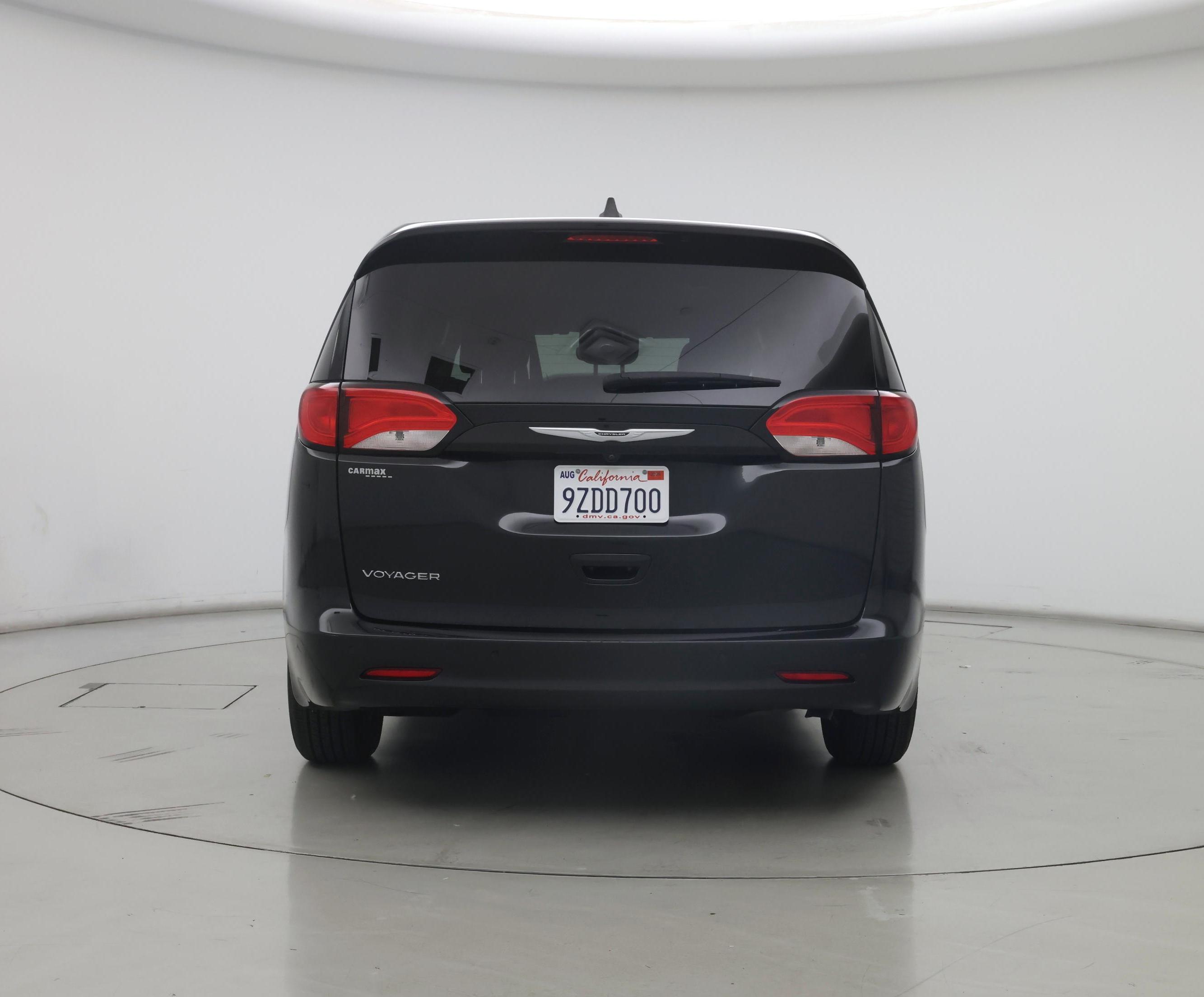 Thumbnail: 2022 Chrysler Voyager - 6
