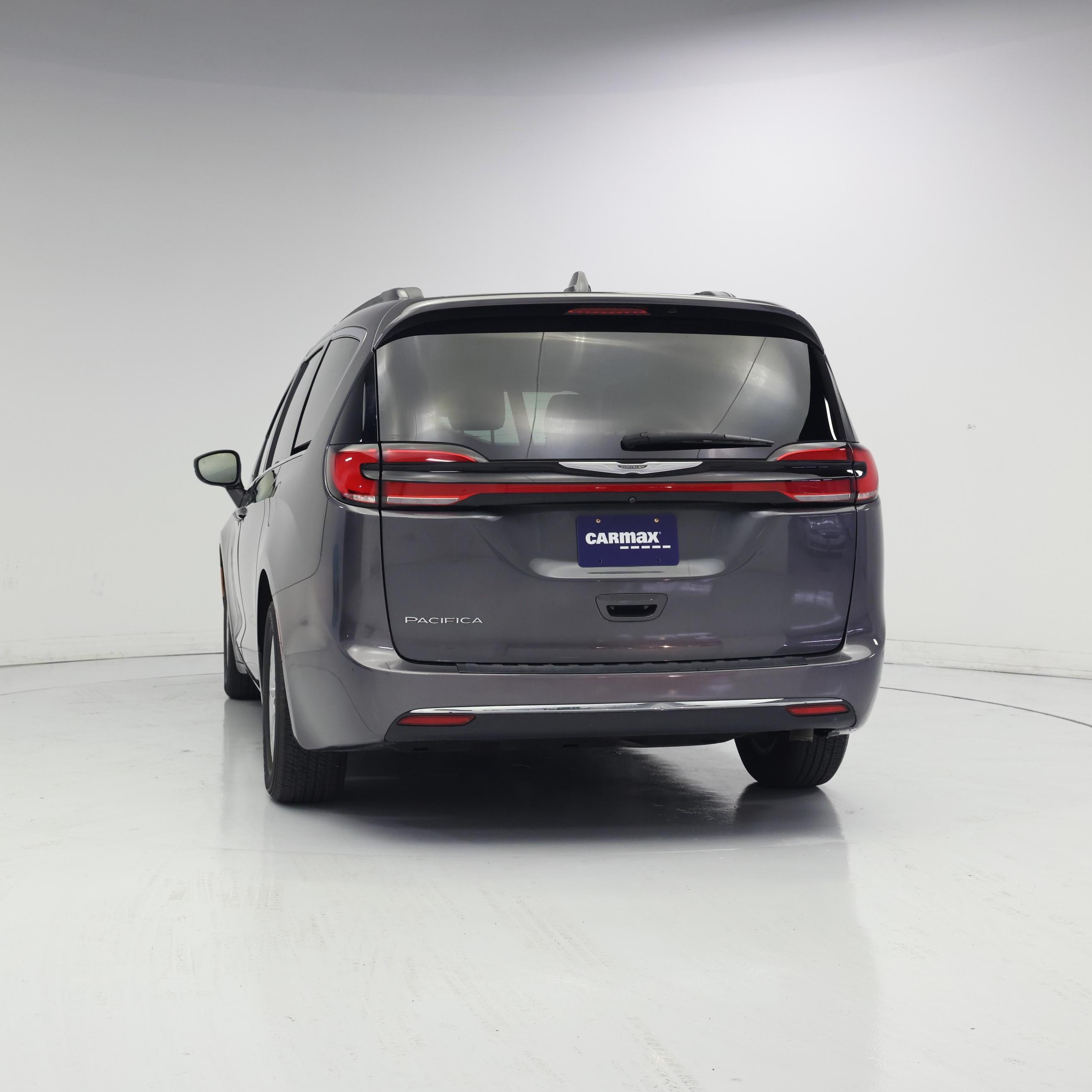 Thumbnail: 2022 Chrysler Pacifica - 6