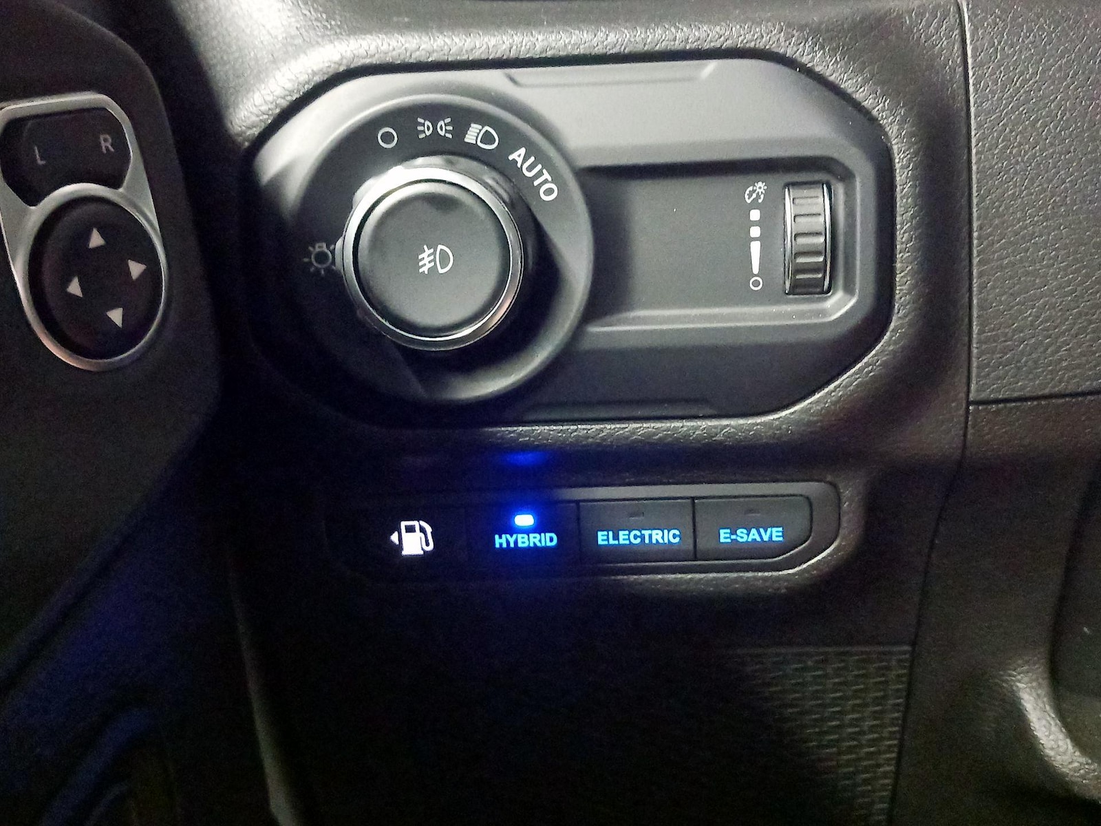 2023 Jeep Wrangler 4xe Sahara 4XE - Photo 14