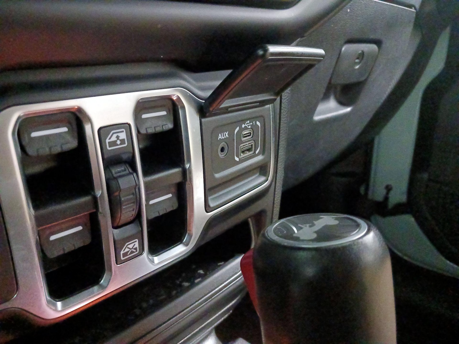 2023 Jeep Wrangler 4xe Sahara 4XE - Photo 18