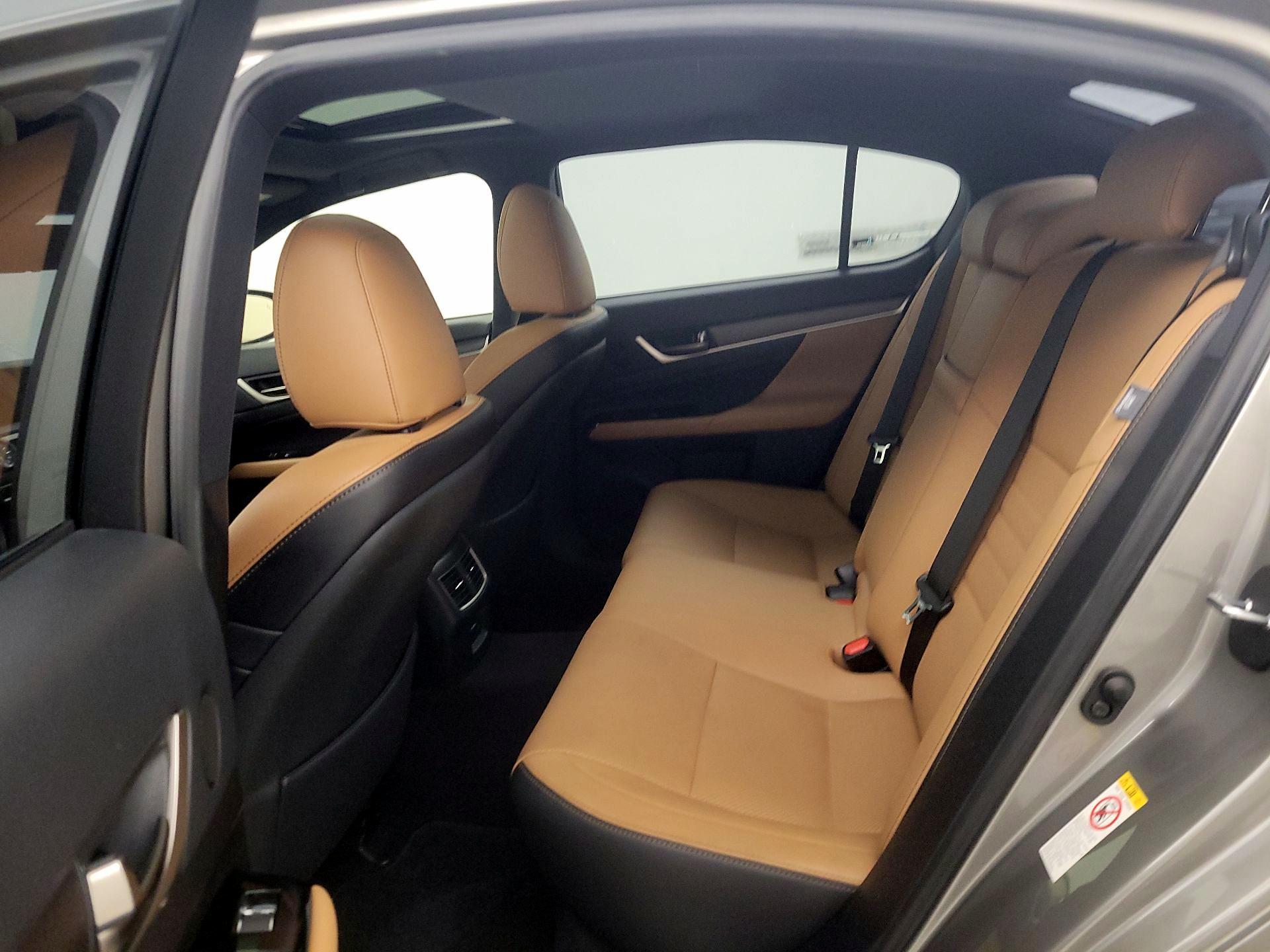 Thumbnail: 2018 Lexus GS - 20