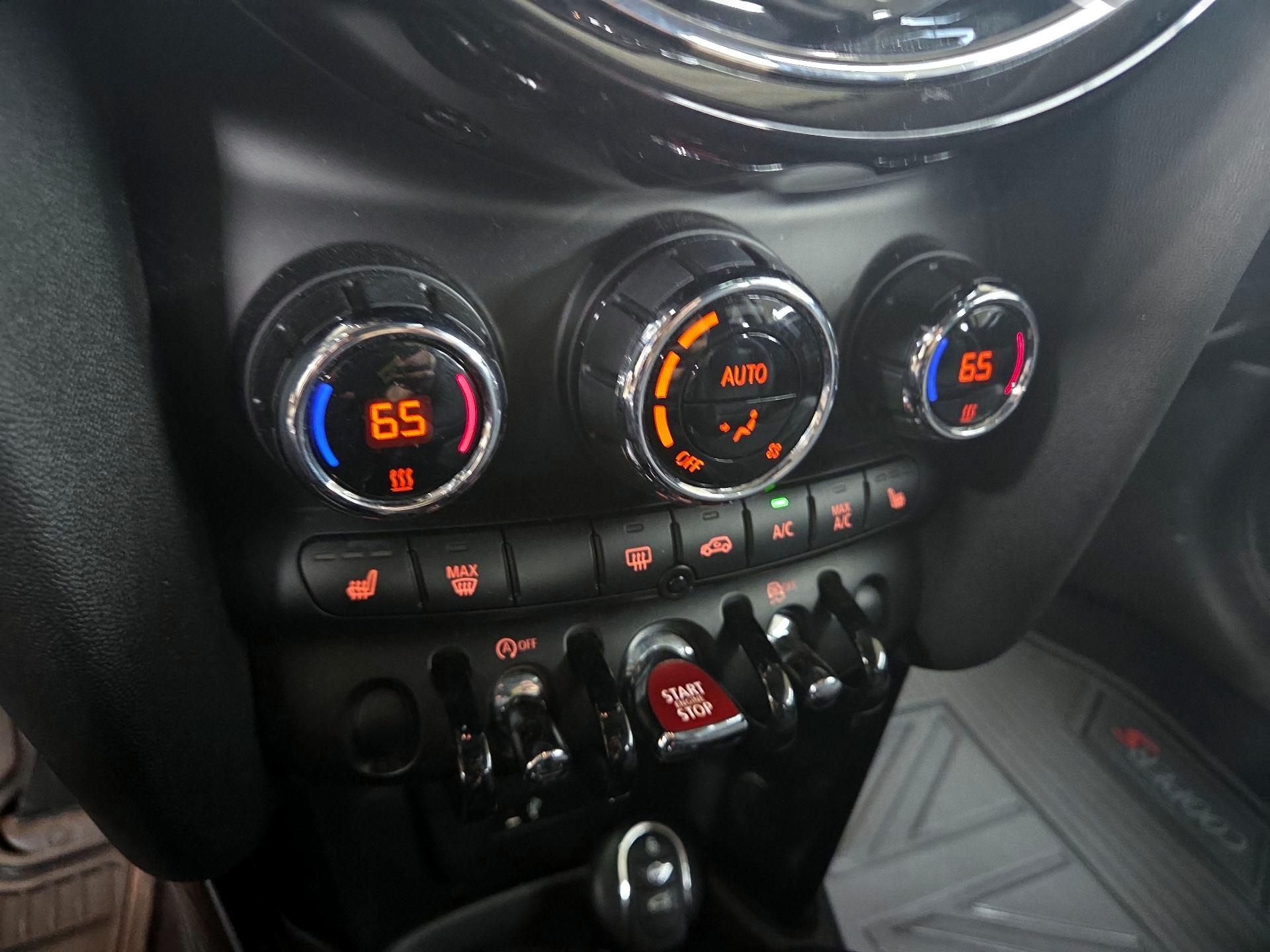 Thumbnail: 2022 MINI Cooper Hardtop - 14