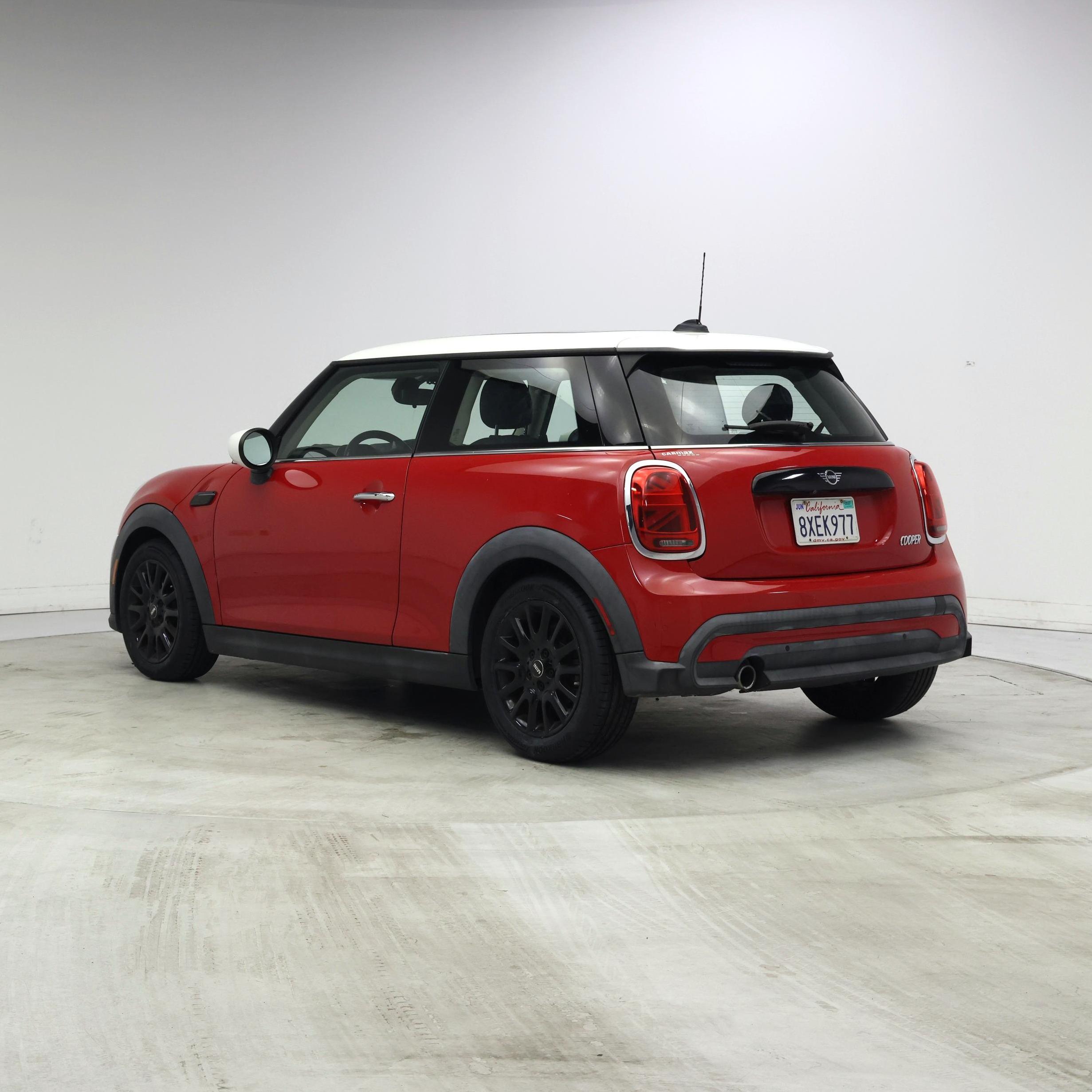 Thumbnail: 2022 MINI Cooper Hardtop - 2