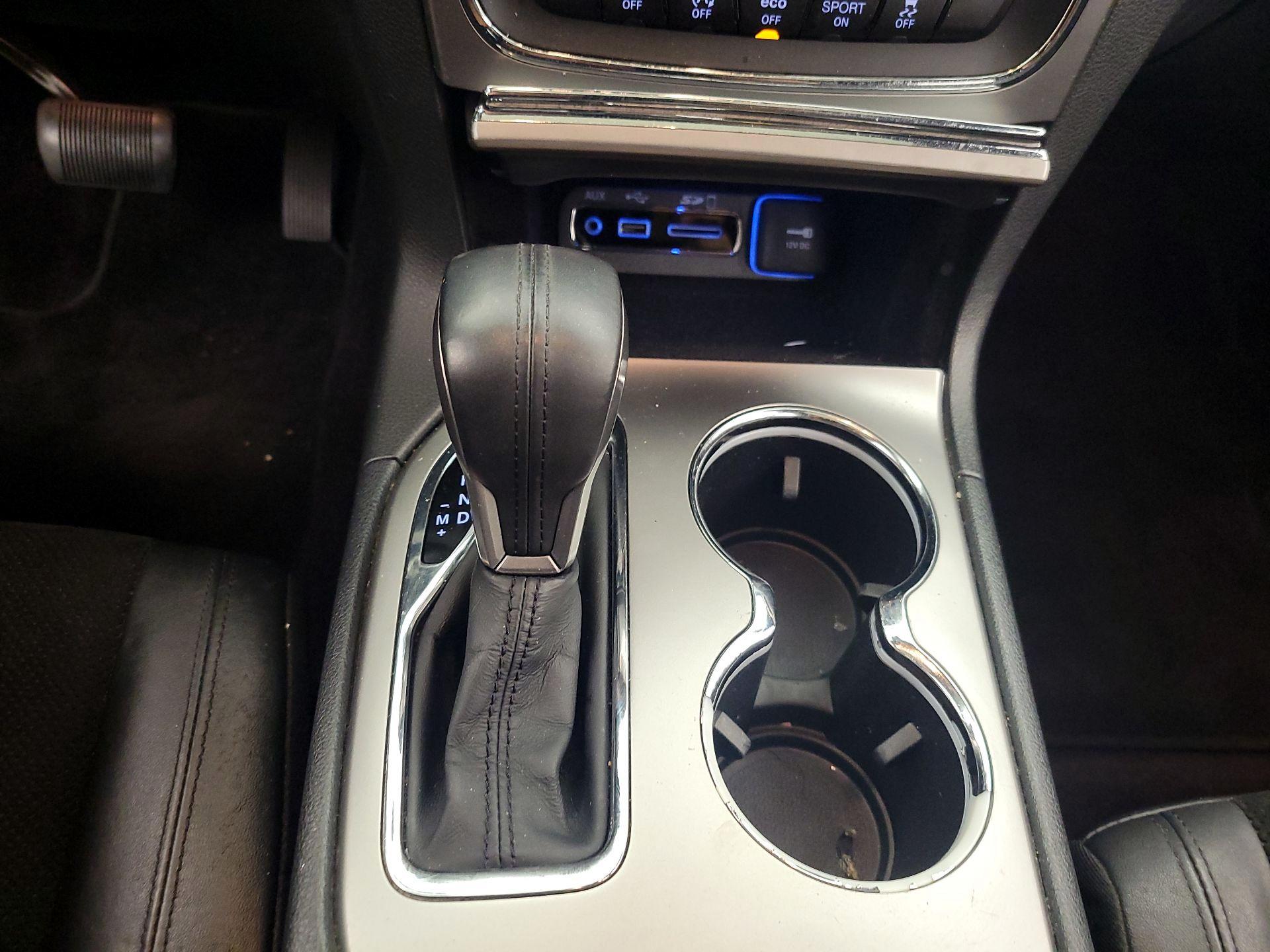 Thumbnail: 2017 Jeep Grand Cherokee - 17