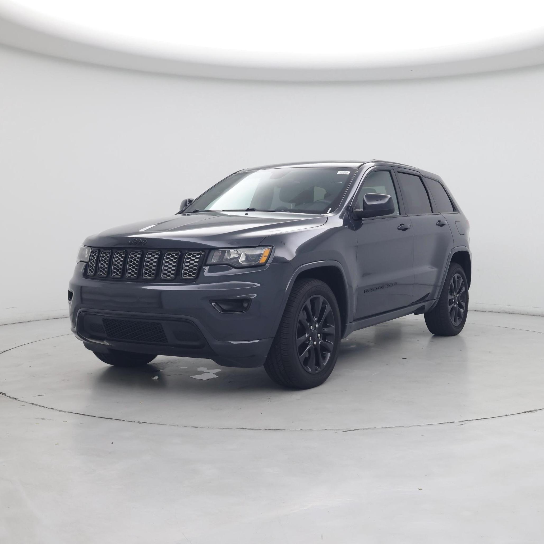 Thumbnail: 2017 Jeep Grand Cherokee - 4