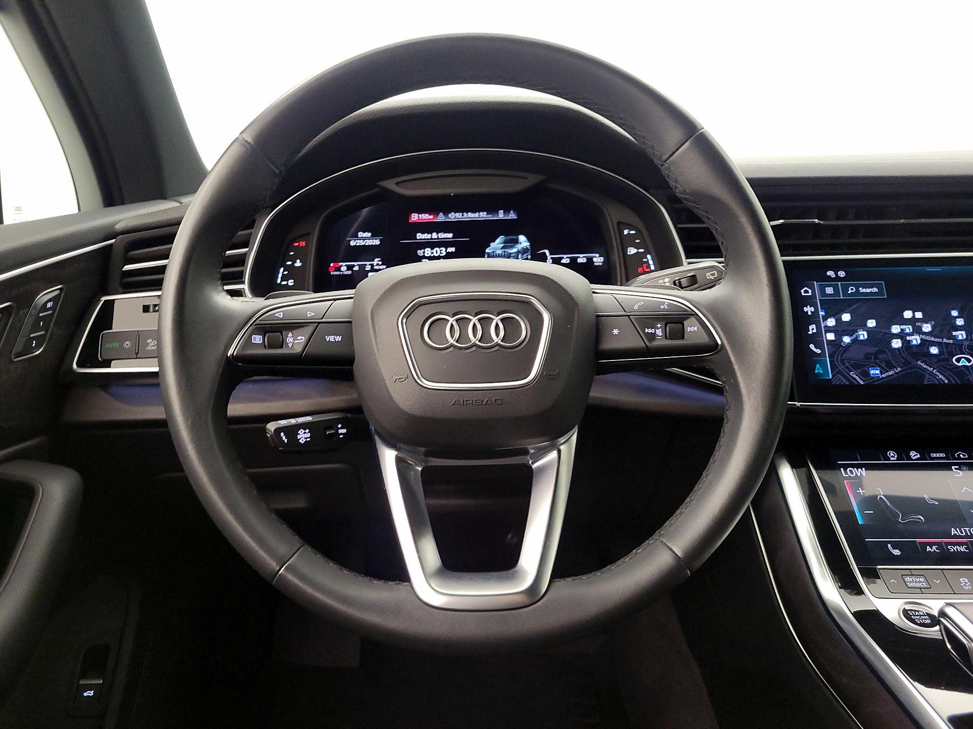 Thumbnail: 2023 Audi Q7 - 10