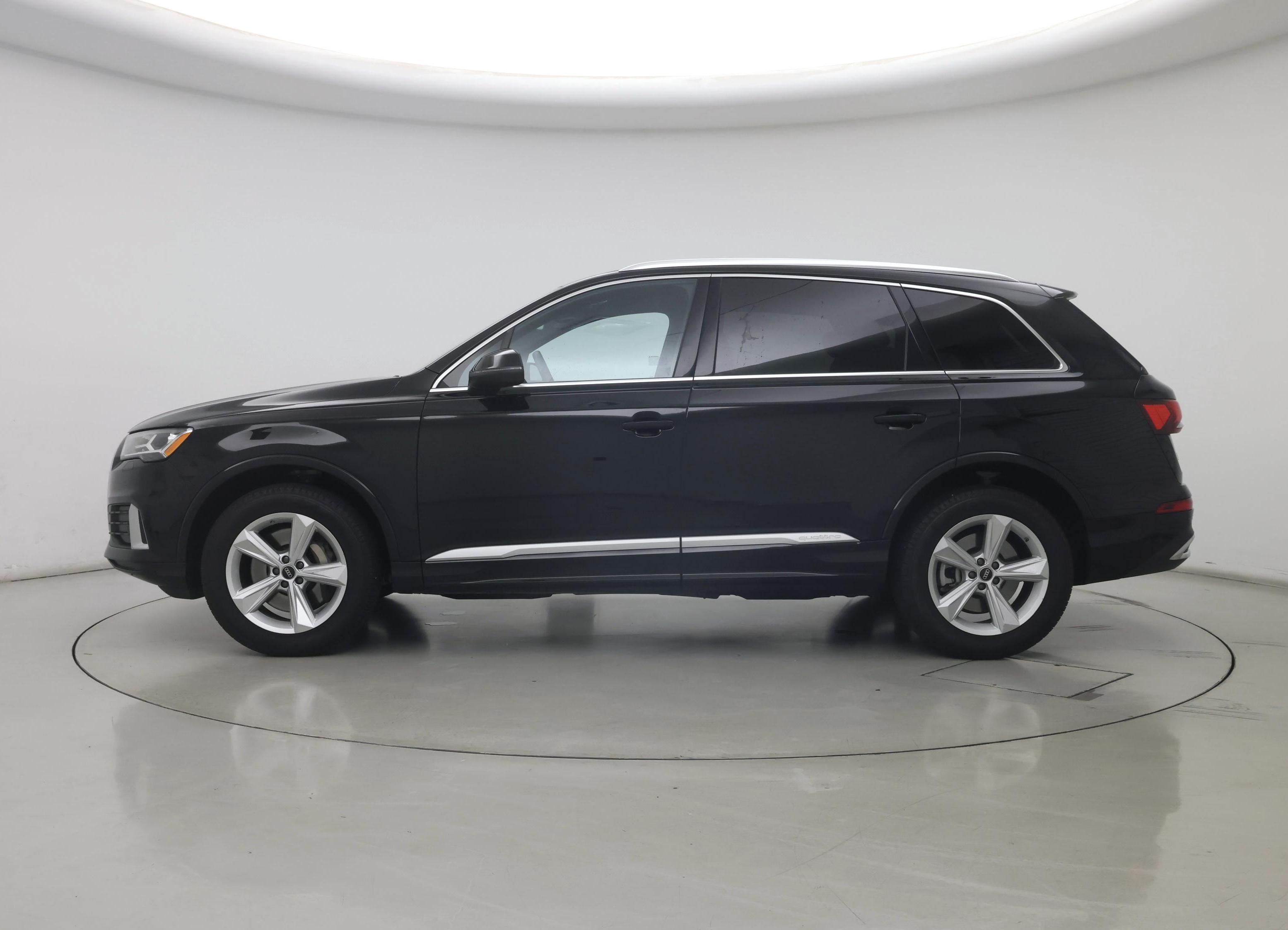 Thumbnail: 2023 Audi Q7 - 3