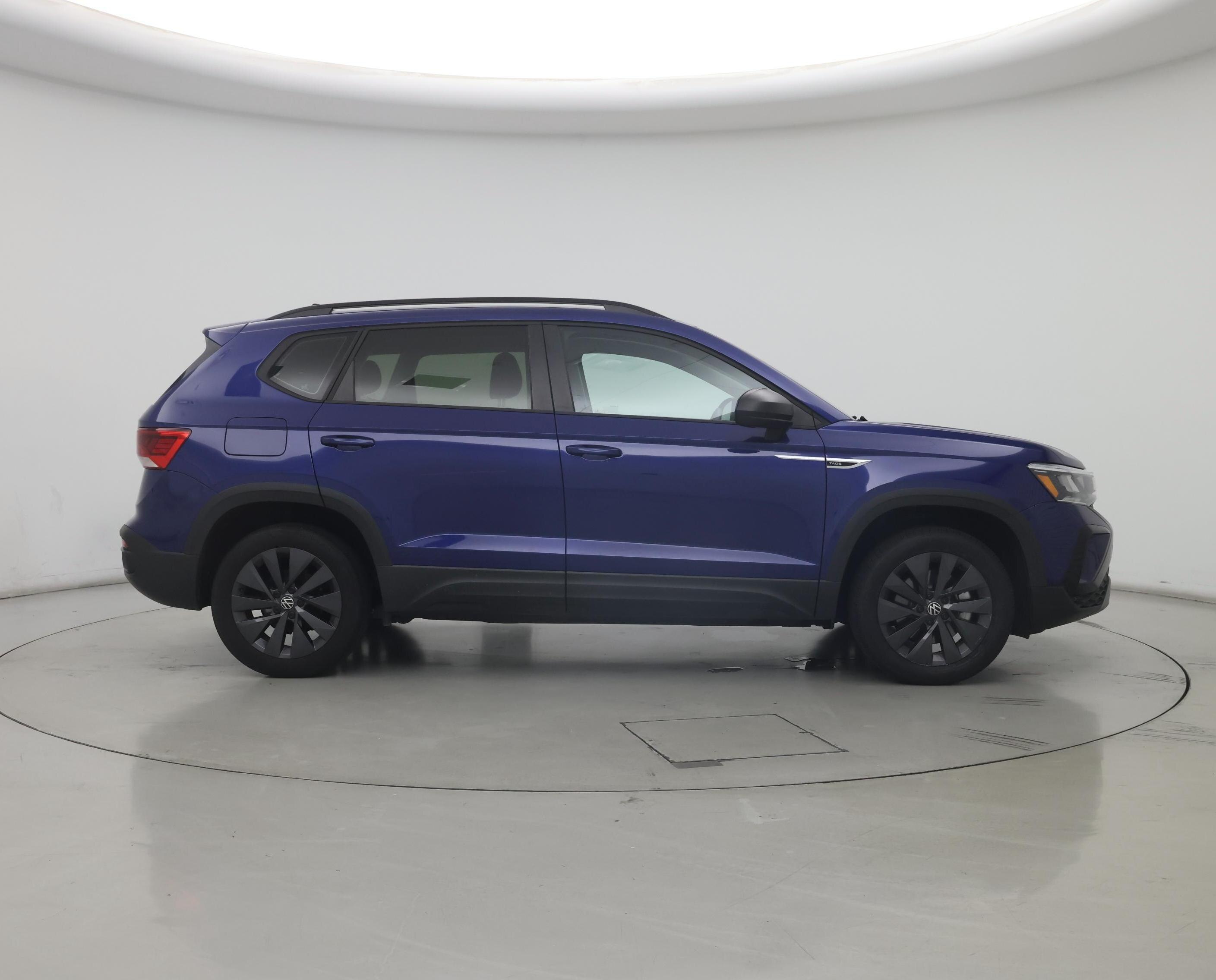 Thumbnail: 2024 Volkswagen Taos - 7